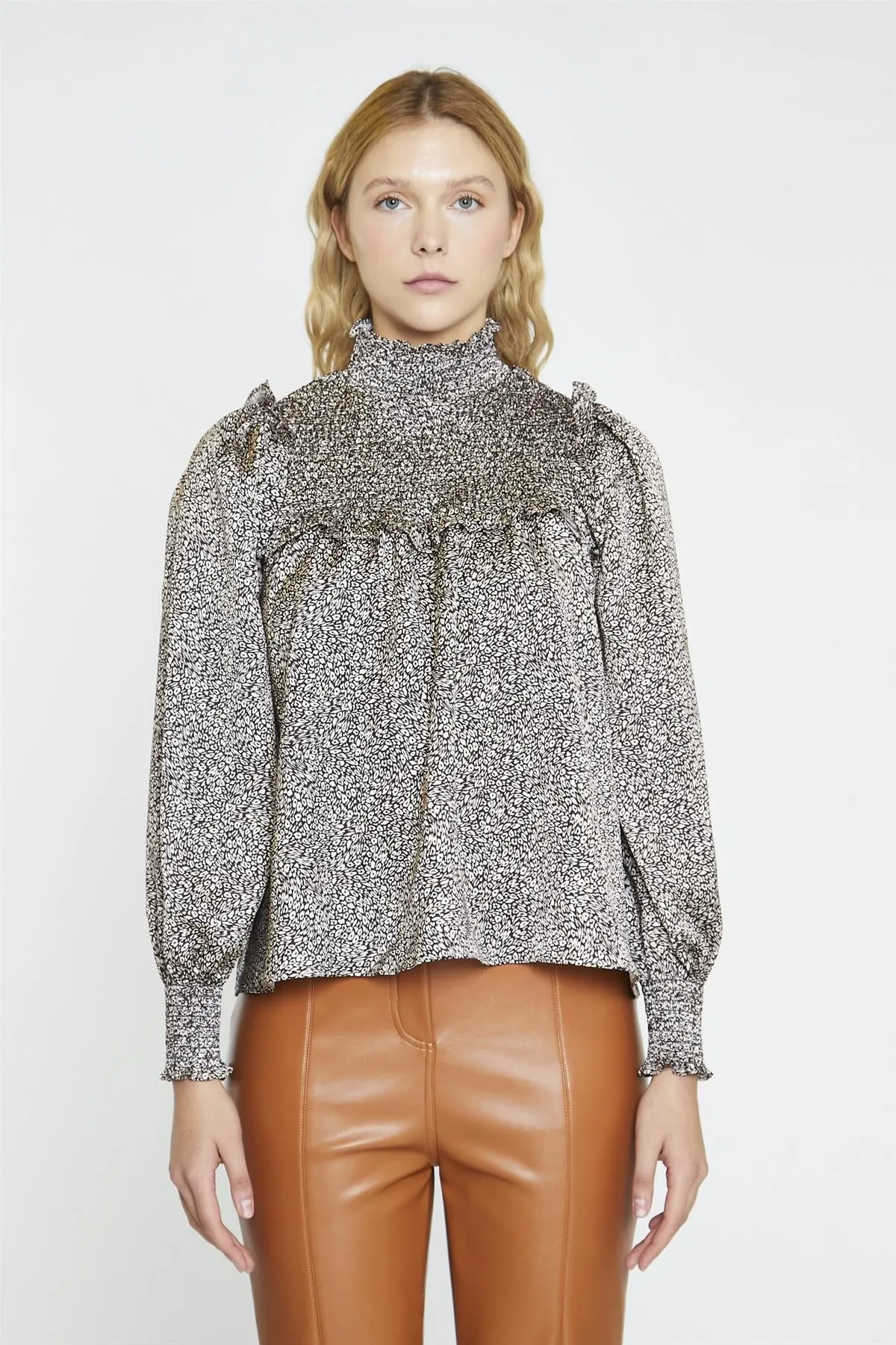 Leopard-Swirl Long-Sleeve Blouse sold by Glamorous product image thumbnail 3