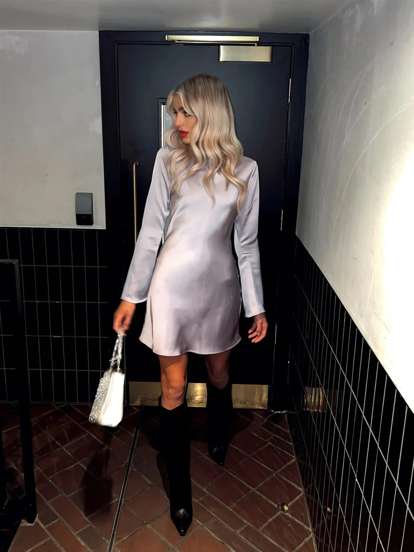 Lilac-Ash Satin Flared-Sleeve Mini-Dress sold by Glamorous product image thumbnail 4