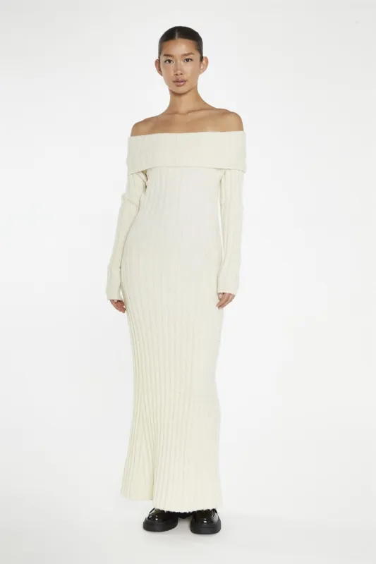 Cream Bardot Maxi-Dress made by Glamorous