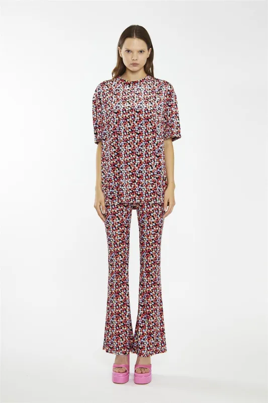 Multi-Ditsy-Velvet Flared High Waisted-Leggings sold by Glamorous