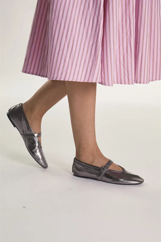 Bronze Buckle Ballet-Flats made by Glamorous