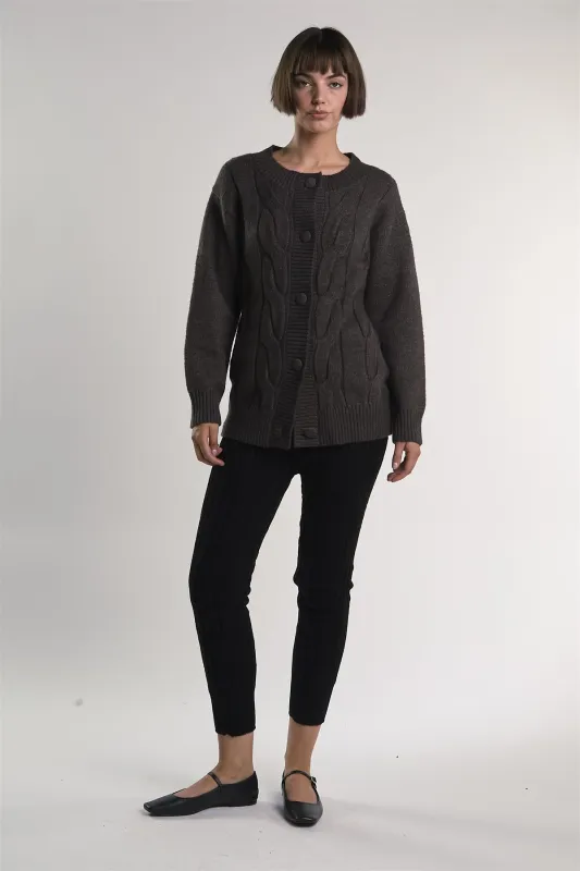 Black Capri-Knit Crop-Leggings sold by Glamorous