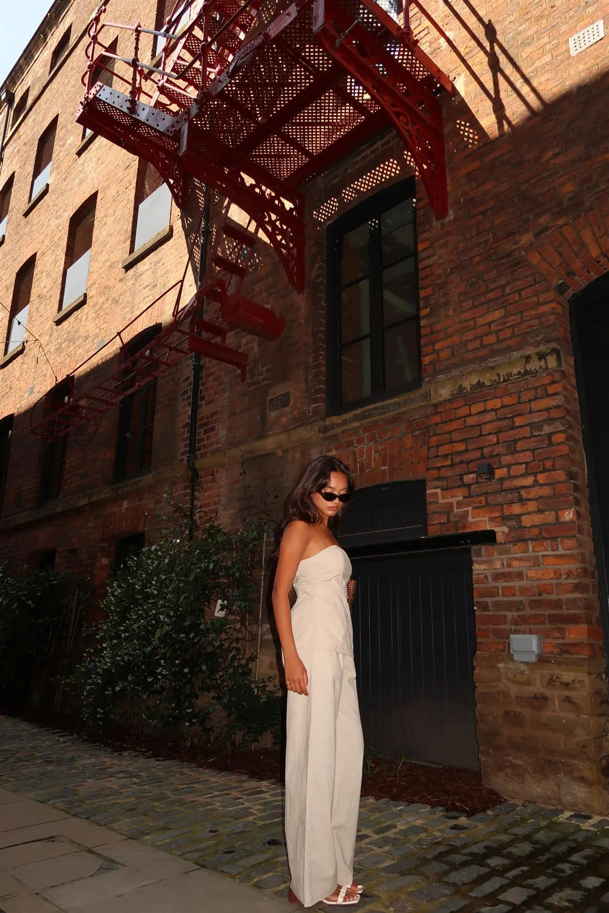 Natural-Ecru Bandeau Sleeveless-Top sold by Glamorous product image thumbnail 2