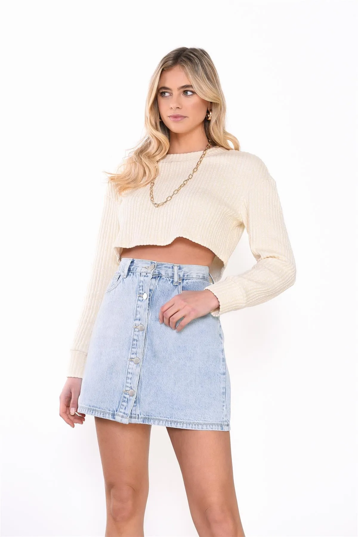 Light Bleach Stonewash Denim Button Mini-Skirt sold by Glamorous product image thumbnail 3