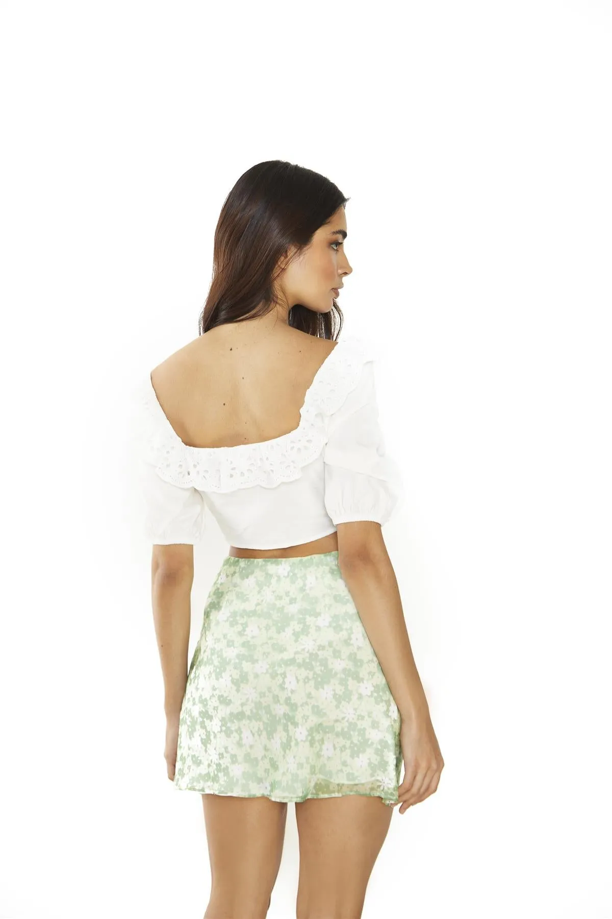 Off-White Lace Frill Crop-Tops sold by Glamorous product image thumbnail 2