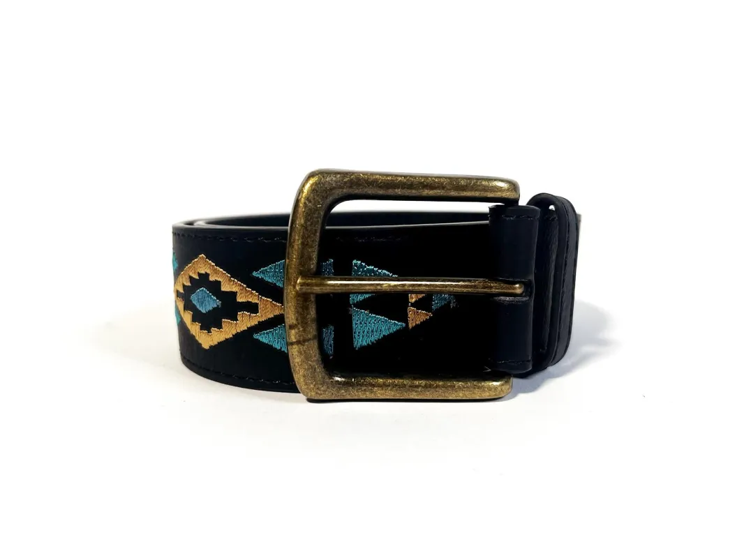 Black Buckled-Belt sold by Glamorous