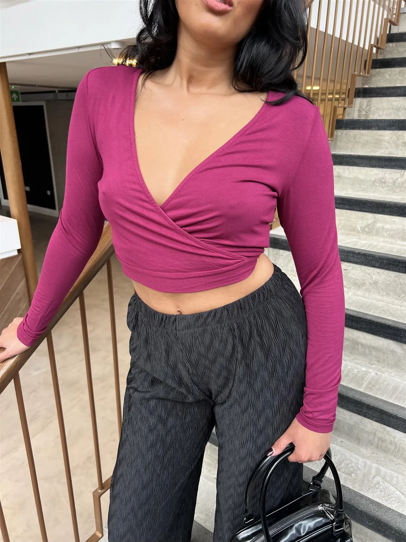 Black-Plisse High-Waisted Midi-Trouser sold by Glamorous product image thumbnail 3