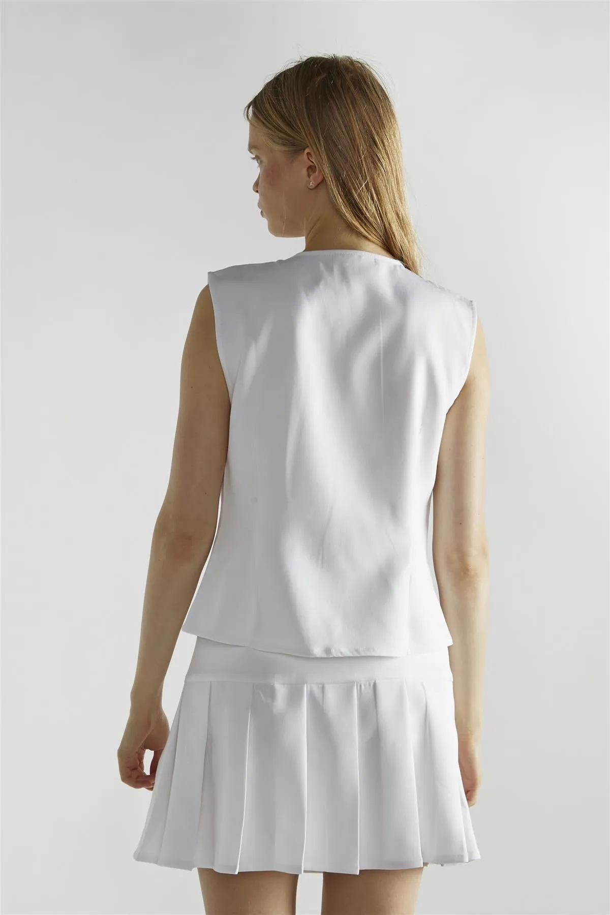 White Tie Front Sleeveless-Top sold by Glamorous product image thumbnail 2