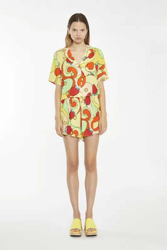 Orange-Swirl Strawberry Smocked-Waist Loose-Fit-Shorts made by Glamorous