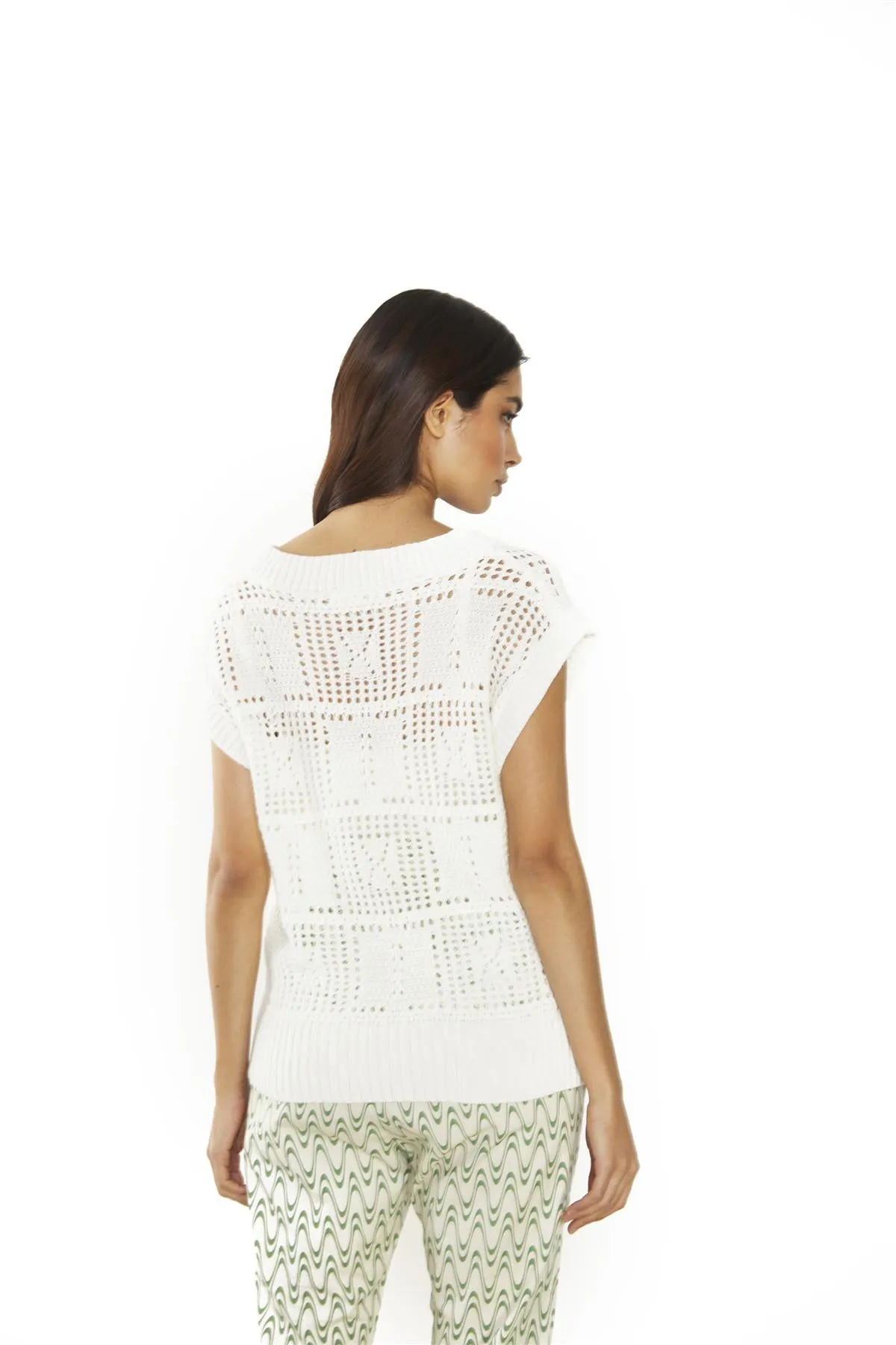 Off White Knit Oversized-Top sold by Glamorous product image thumbnail 2