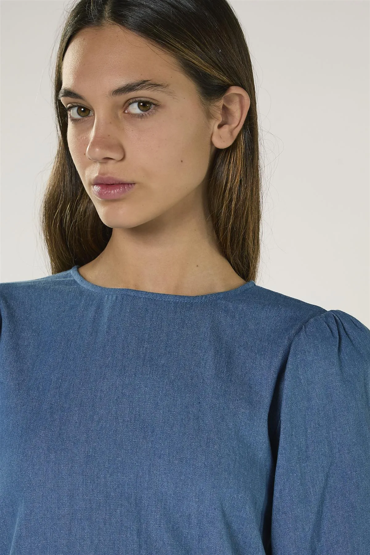 Washed Blue Tiered Maxi Dress with Puff Sleeves sold by Glamorous product image thumbnail 3