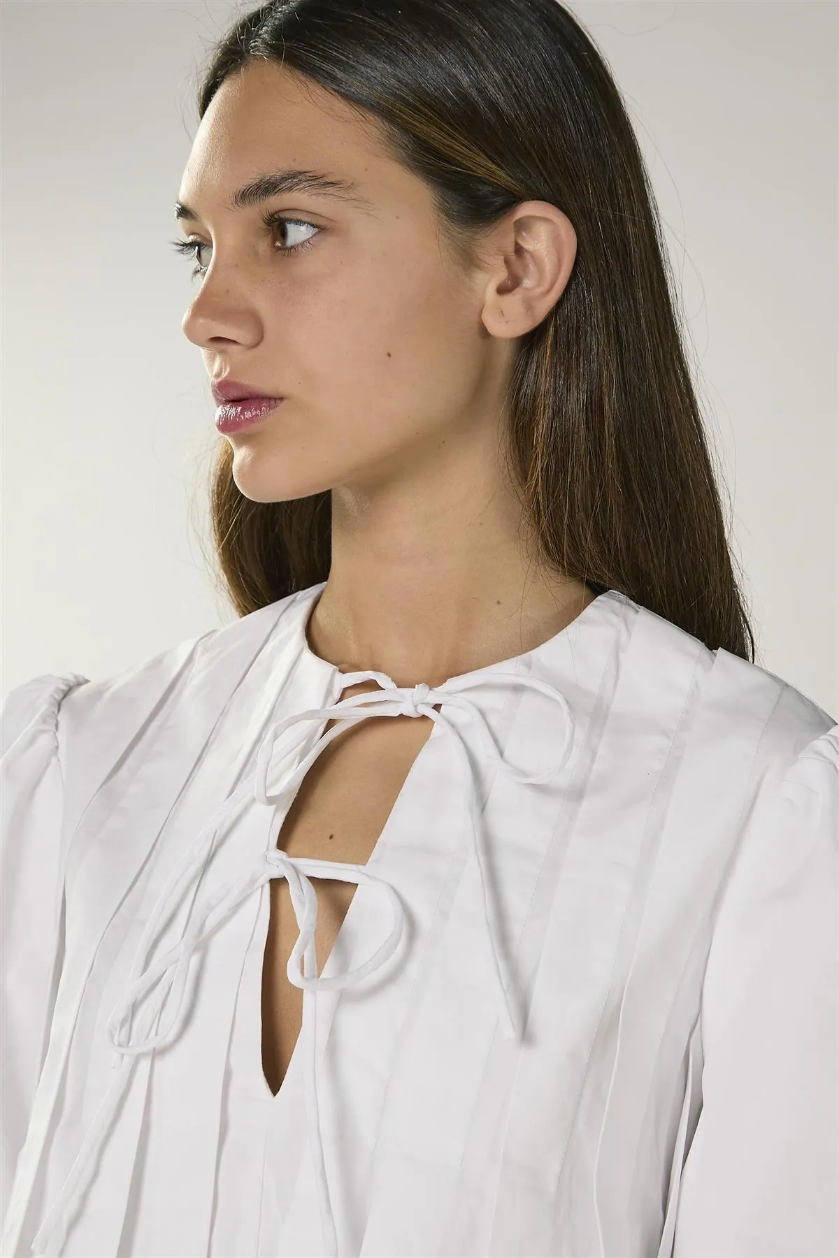 White Pleated Smock Dress sold by Glamorous product image thumbnail 3
