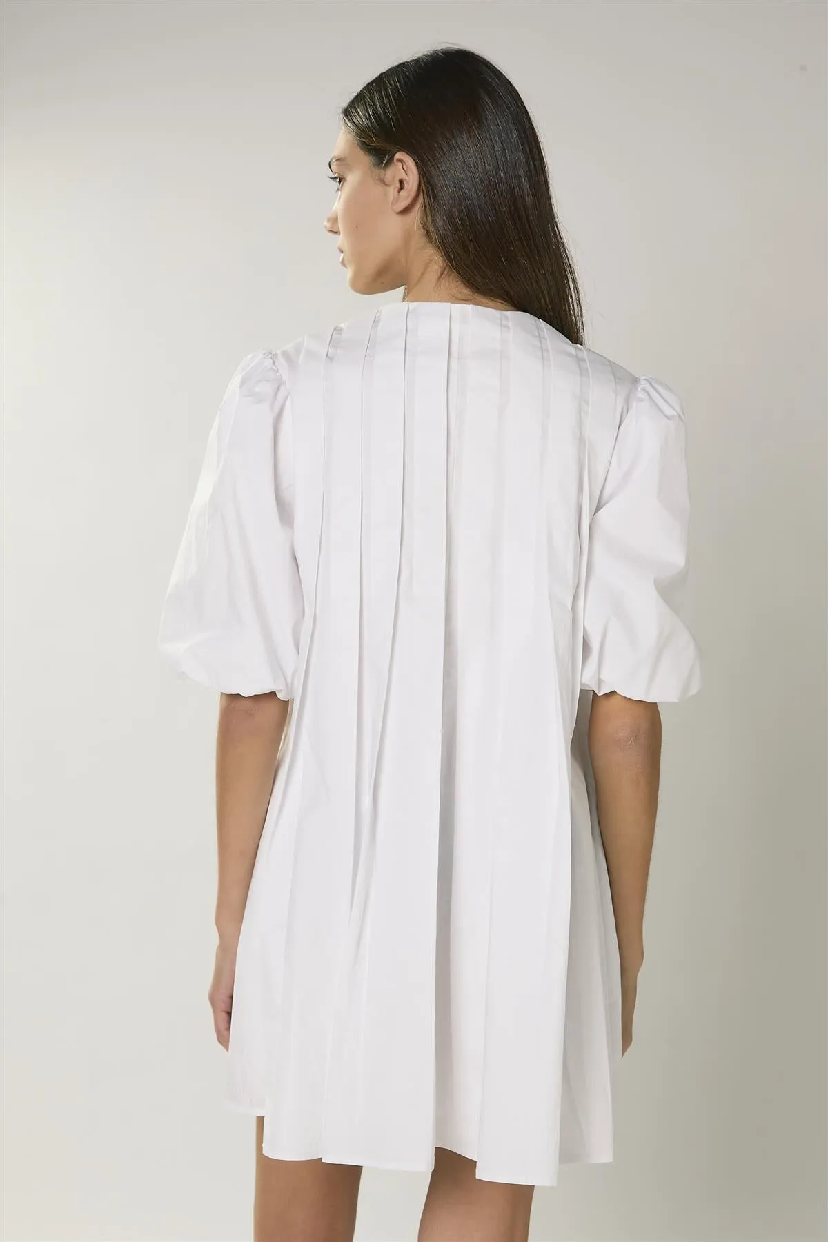 White Pleated Smock Dress sold by Glamorous product image thumbnail 4