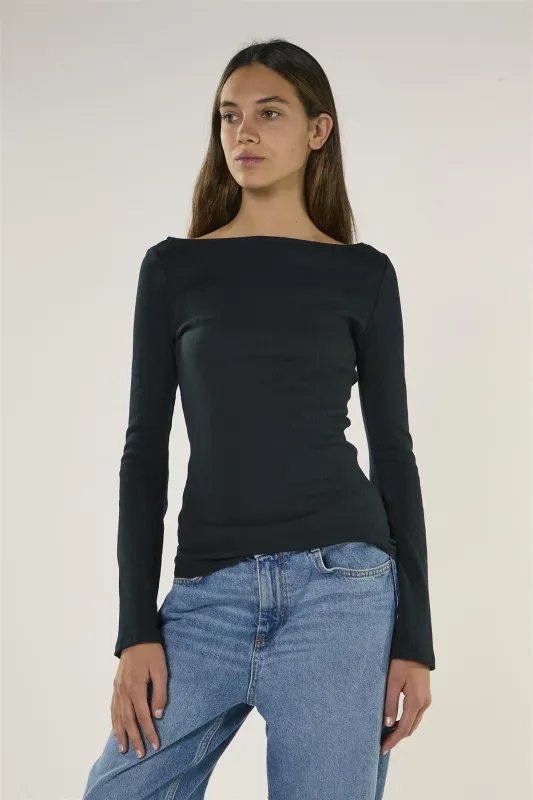 Dark Navy Boat Neck Long Sleeve Top made by Glamorous