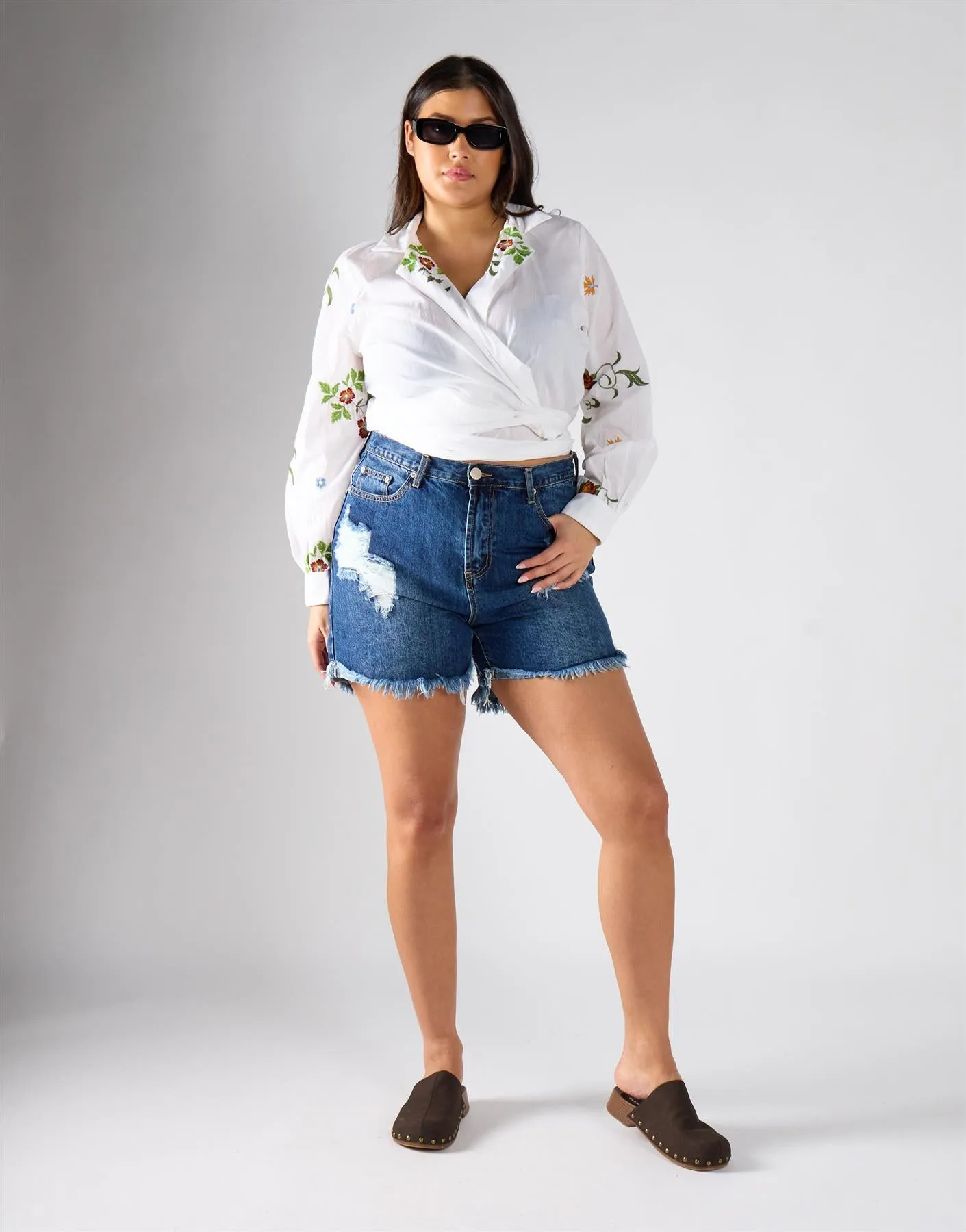 Glamorous Curve White Floral Blouse sold by Glamorous product image thumbnail 2