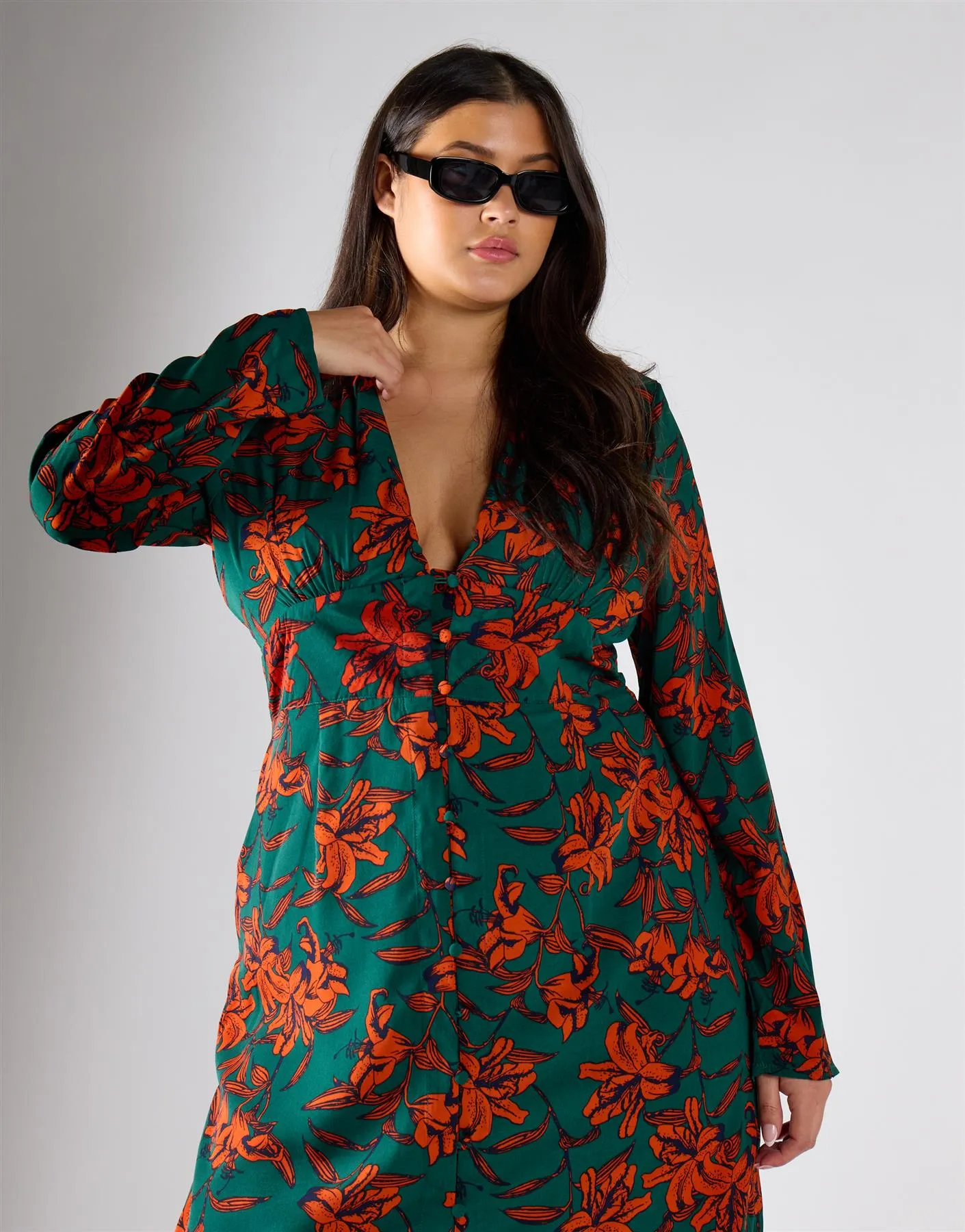 Glamorous Curve Green Rust Floral Multi Channel Maxi Dress sold by Glamorous product image thumbnail 3