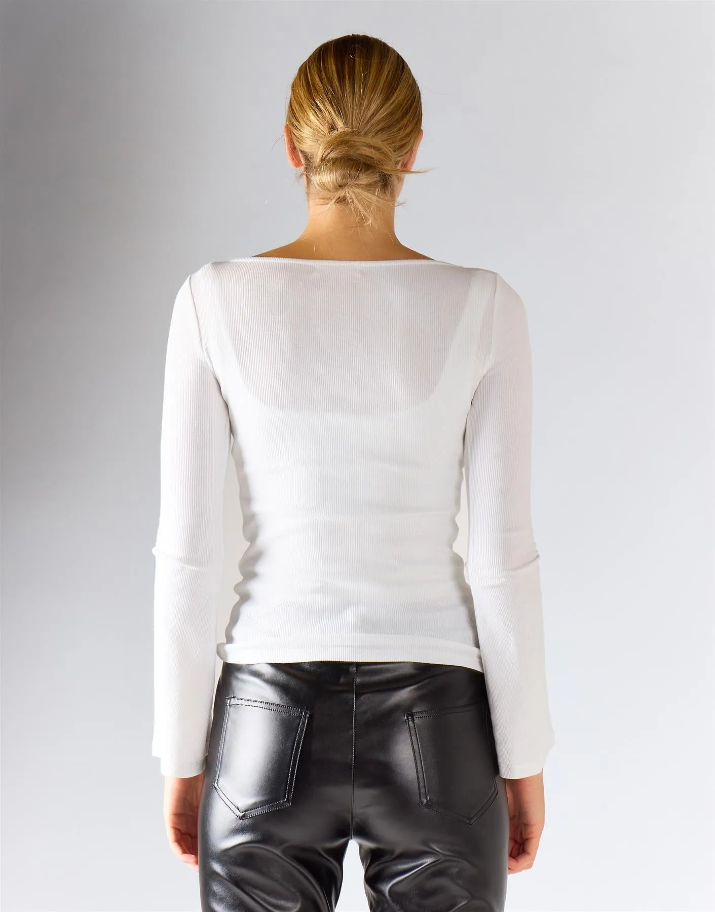 White Top With Long Sleeves sold by Glamorous product image thumbnail 4