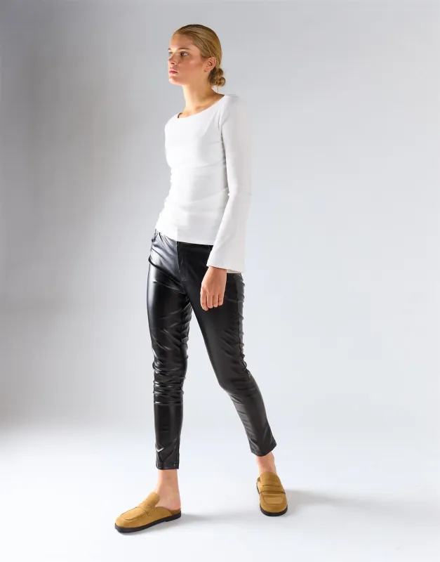 White Top With Long Sleeves made by Glamorous