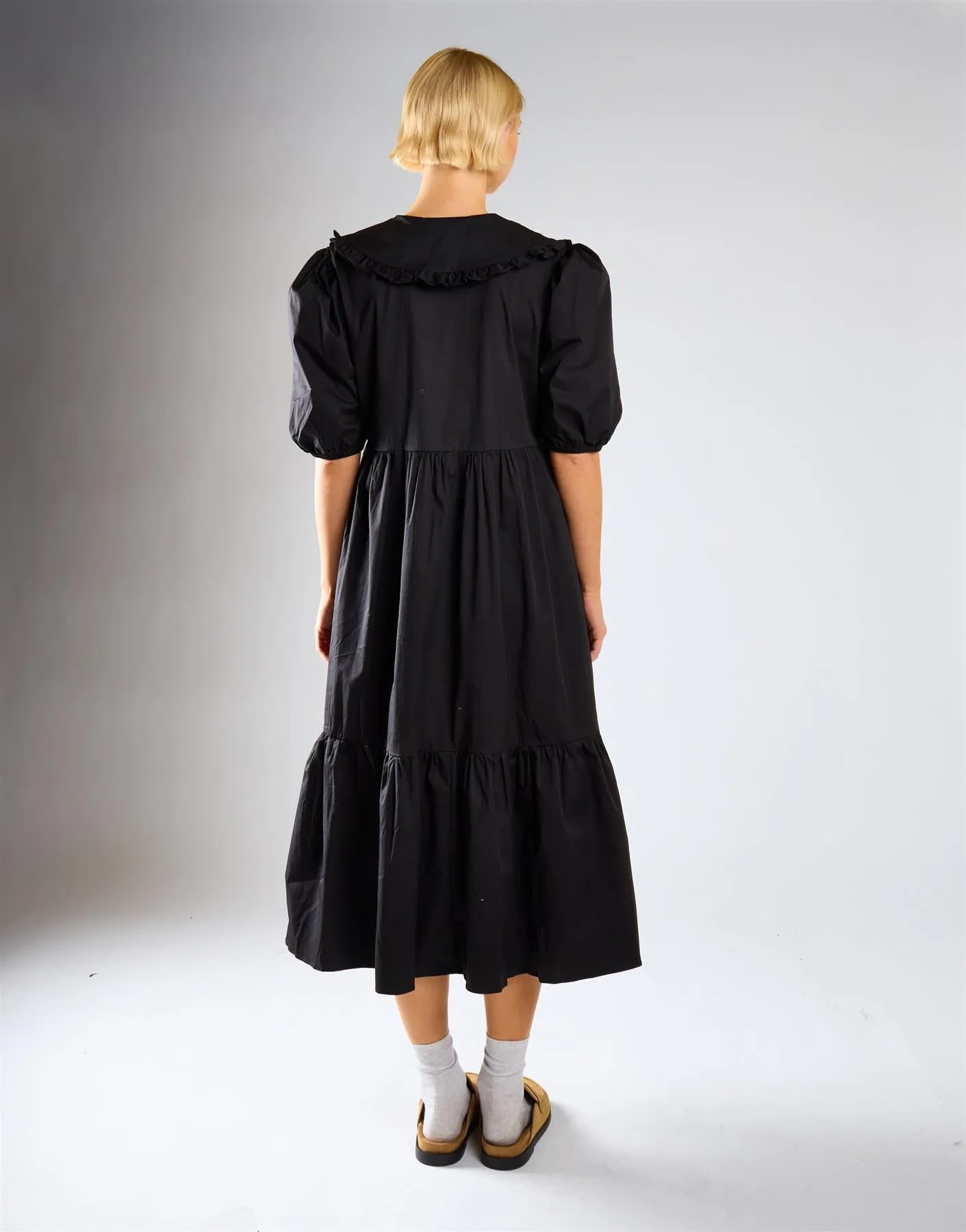 Black V-Neck Ruffle Collar Midi Dress sold by Glamorous product image thumbnail 4