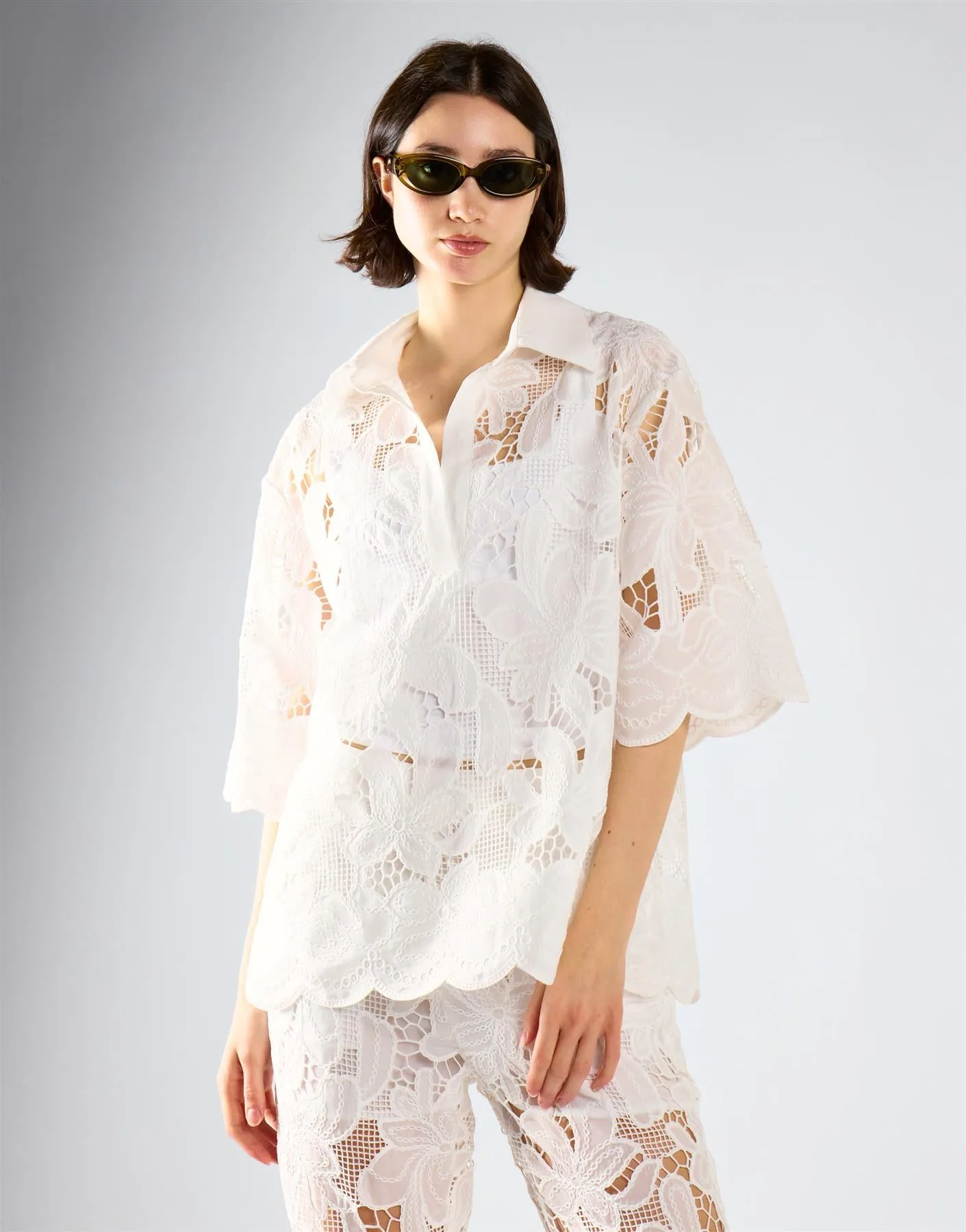White Embroidered Flare Short Sleeve Shirt sold by Glamorous product image thumbnail 3