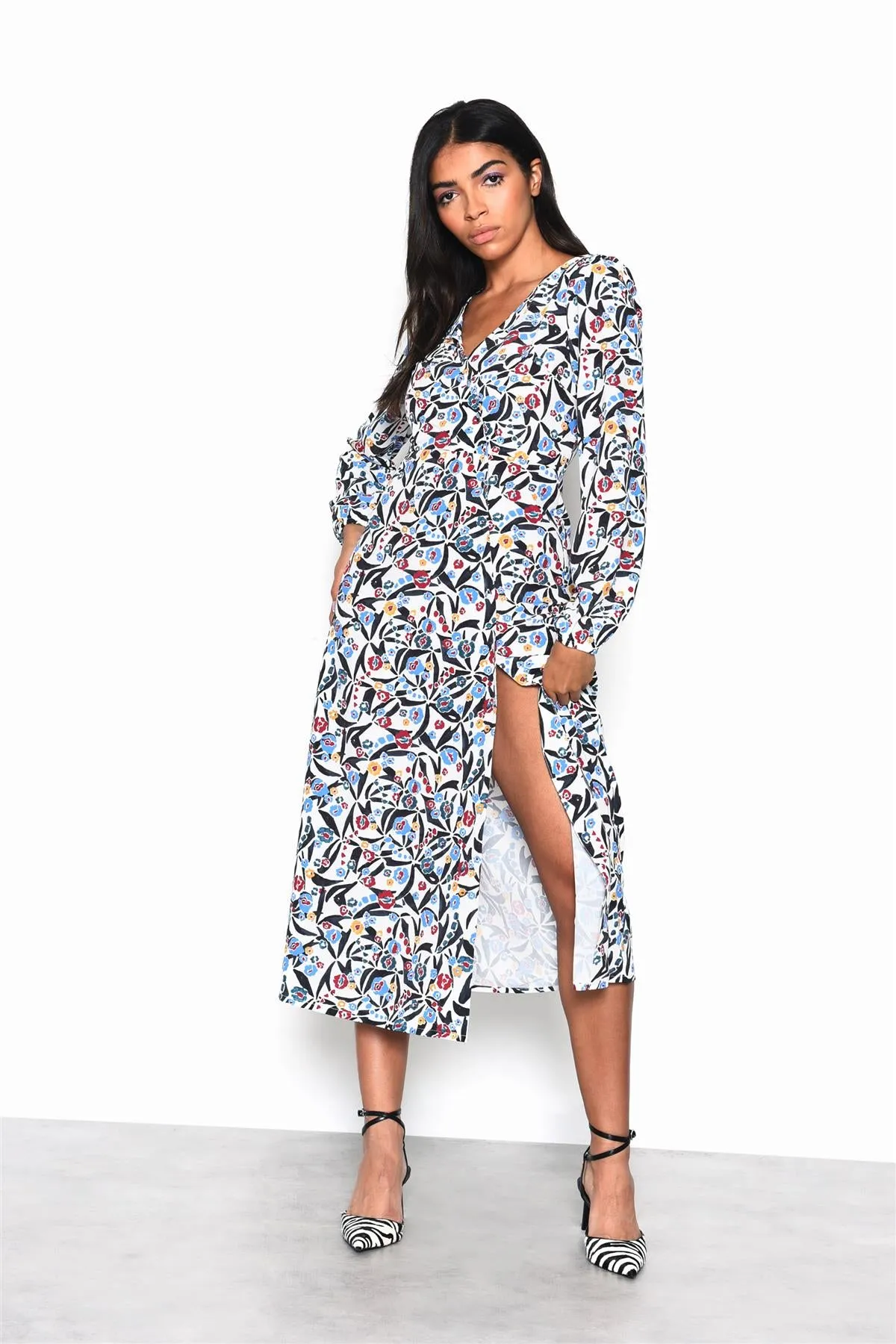 White Blue Multi Abstract V-Neck Midi Dress sold by Glamorous product image thumbnail 3