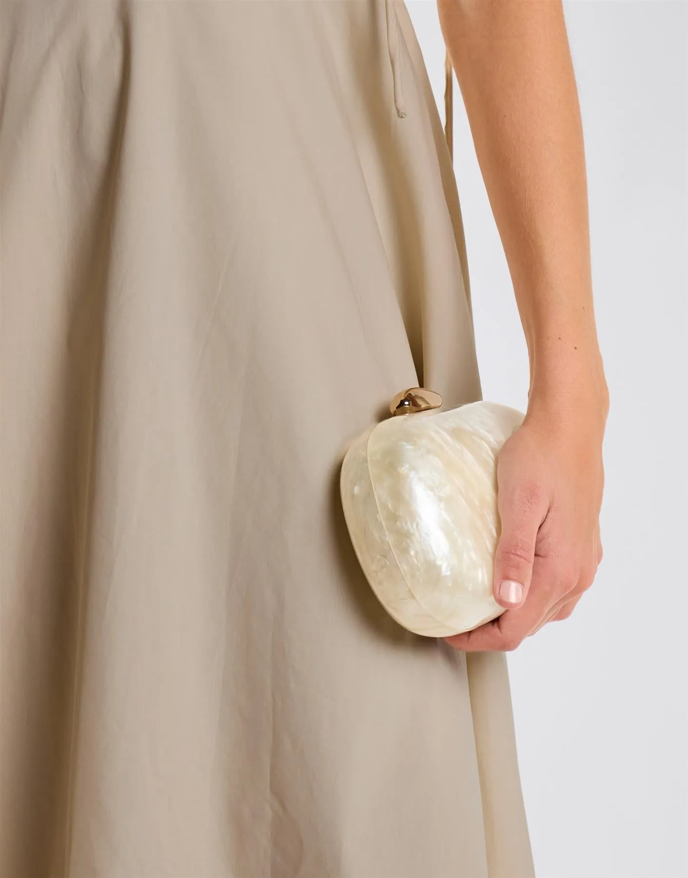 Pearlescent Clutch With Gold Detail - White sold by Glamorous
