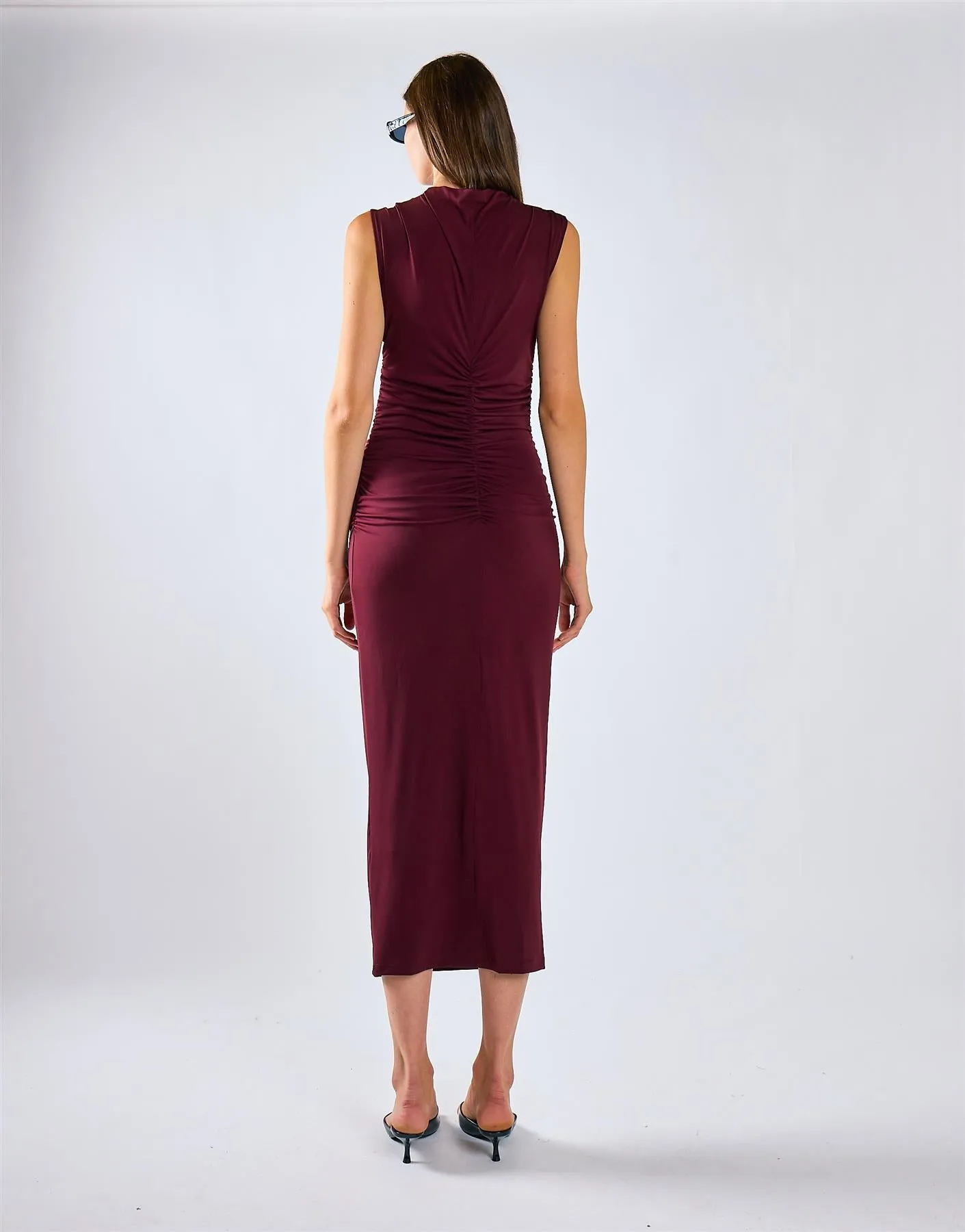 Burgundy Sleeveless High-Neck Ruched Midi Bodycon Dress sold by Glamorous product image thumbnail 2