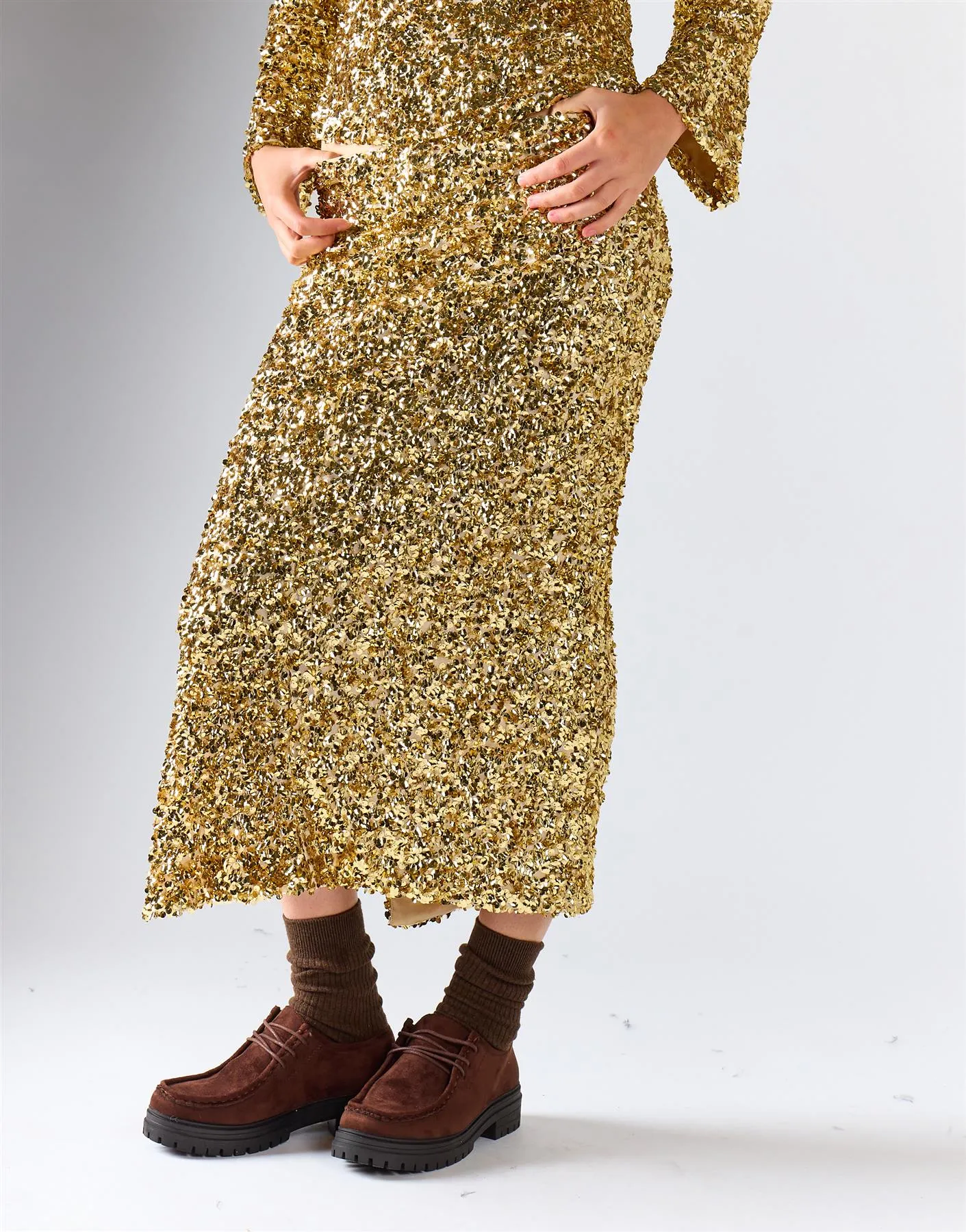 Gold Sequin Side-Slit Midi Skirt sold by Glamorous product image thumbnail 3