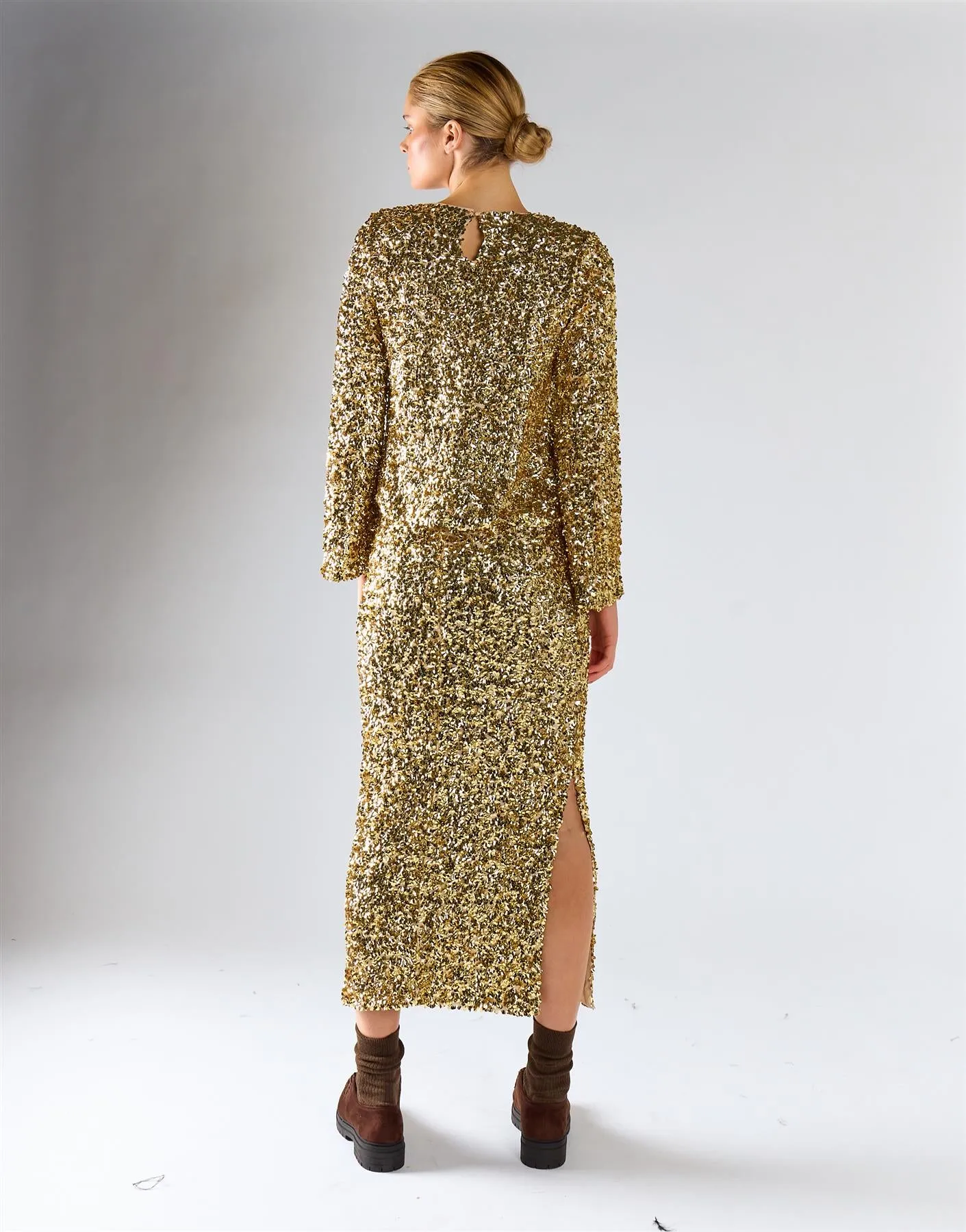 Gold Sequin Side-Slit Midi Skirt sold by Glamorous product image thumbnail 2