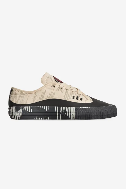 Gillette - Cream/Graphite/Former - Skate Shoes sold by Globe