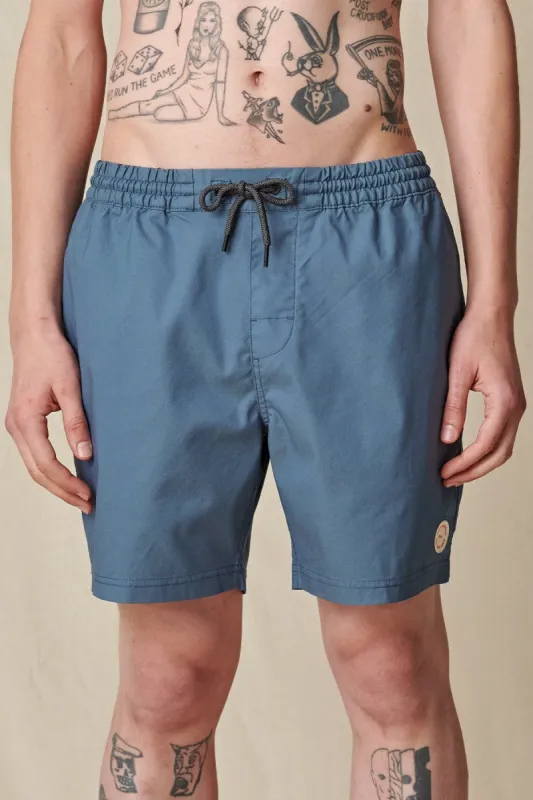 Clean Swell Poolshort - Slate blue sold by Globe