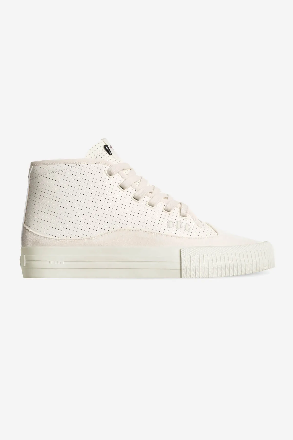 Gillette Mid - Cream Leather - Skate Shoes sold by Globe