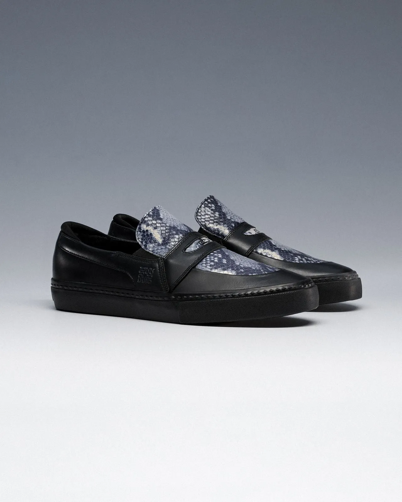 Liaizon - Wasted Talent Black/Snake - Shoes sold by Globe product image thumbnail 4