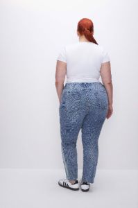 GOOD CURVE STRAIGHT JEANS | INDIGO494 sold by Good American