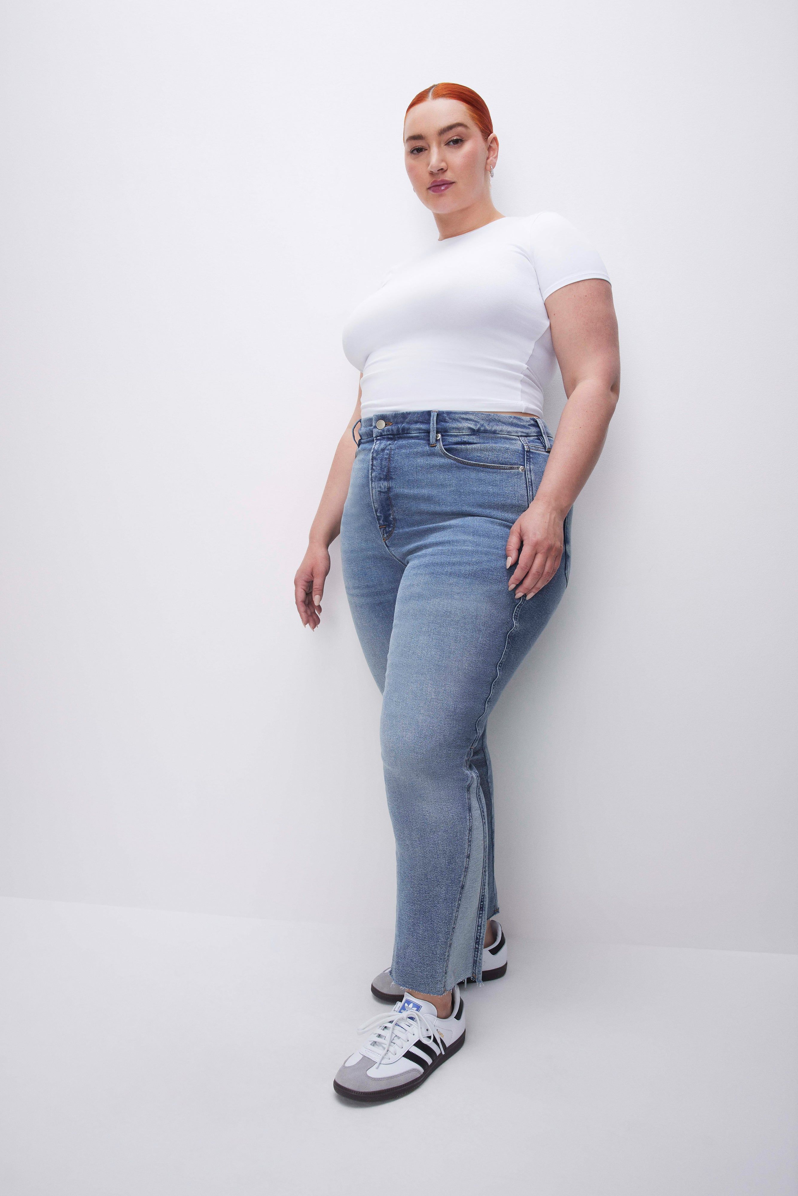 GOOD CURVE STRAIGHT JEANS | INDIGO494 sold by Good American product image thumbnail 2