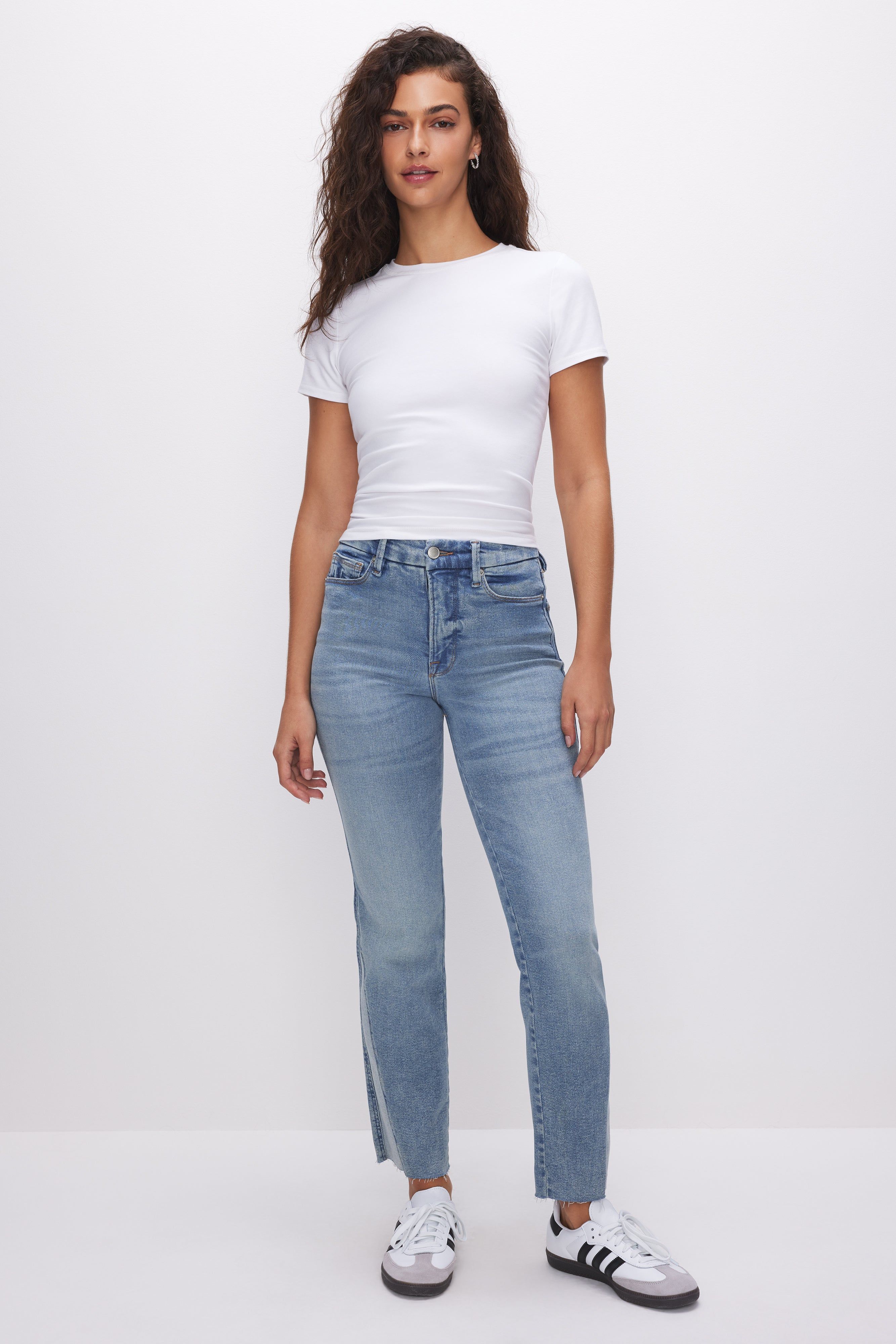 GOOD CURVE STRAIGHT JEANS | INDIGO494 sold by Good American product image thumbnail 8