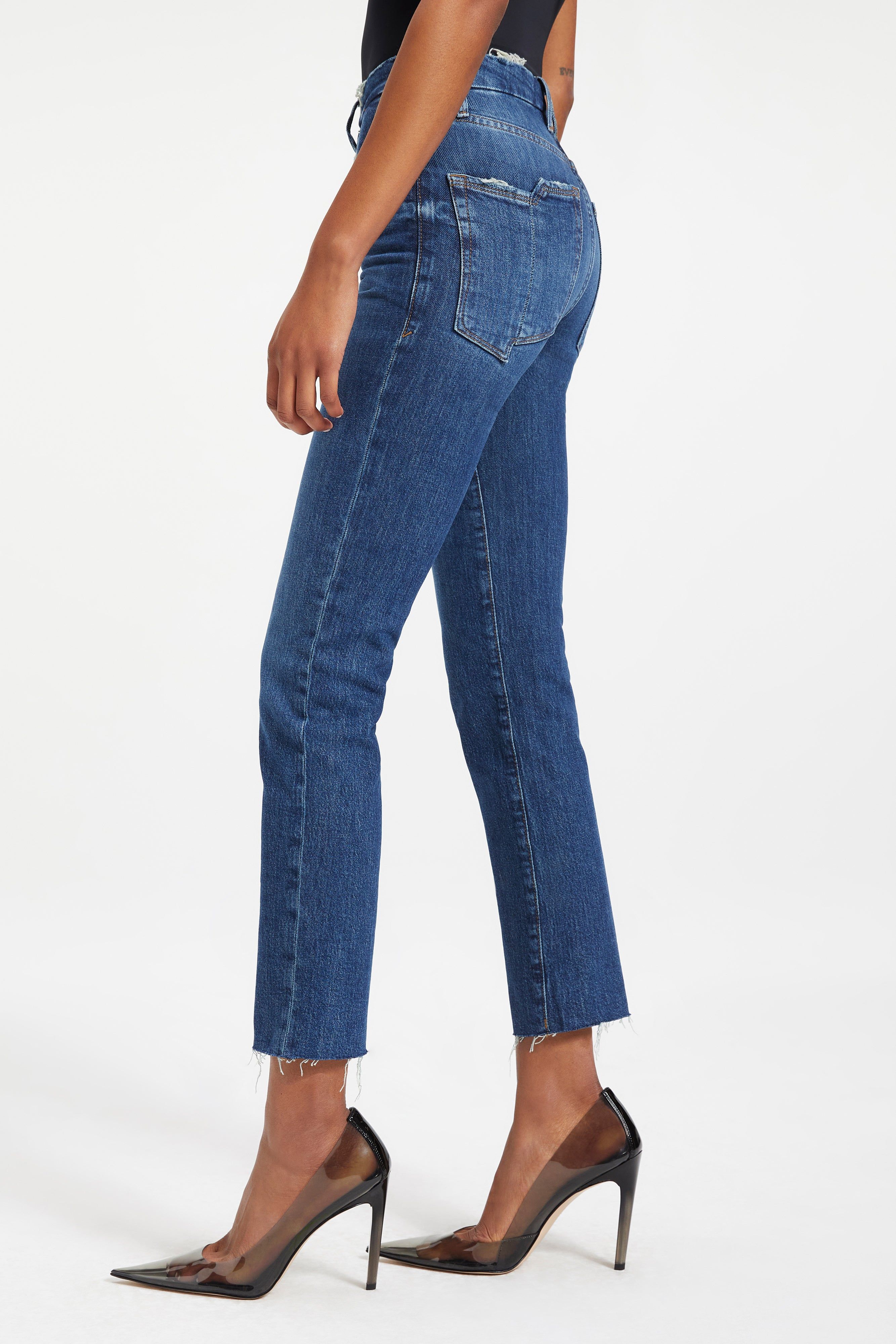 GOOD STRAIGHT JEANS | INDIGO032 sold by Good American product image thumbnail 6