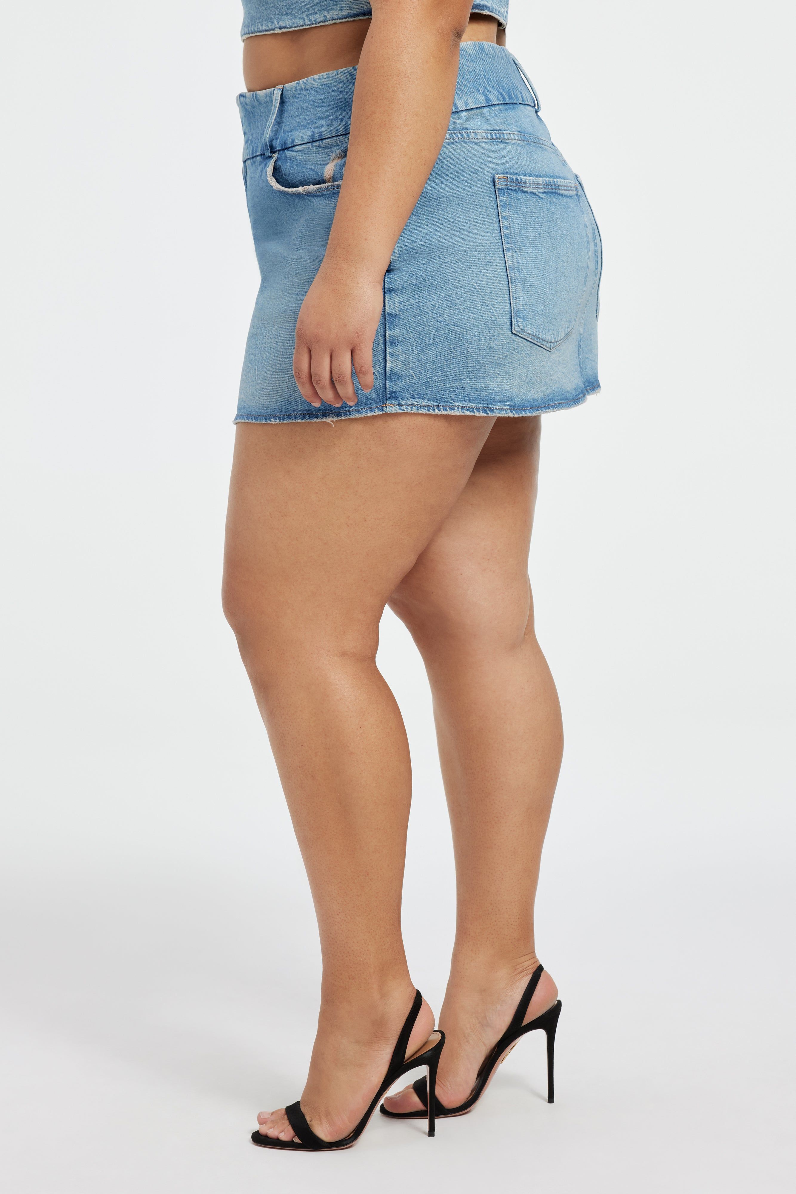 MICRO MINI SKIRT | INDIGO357 sold by Good American product image thumbnail 8