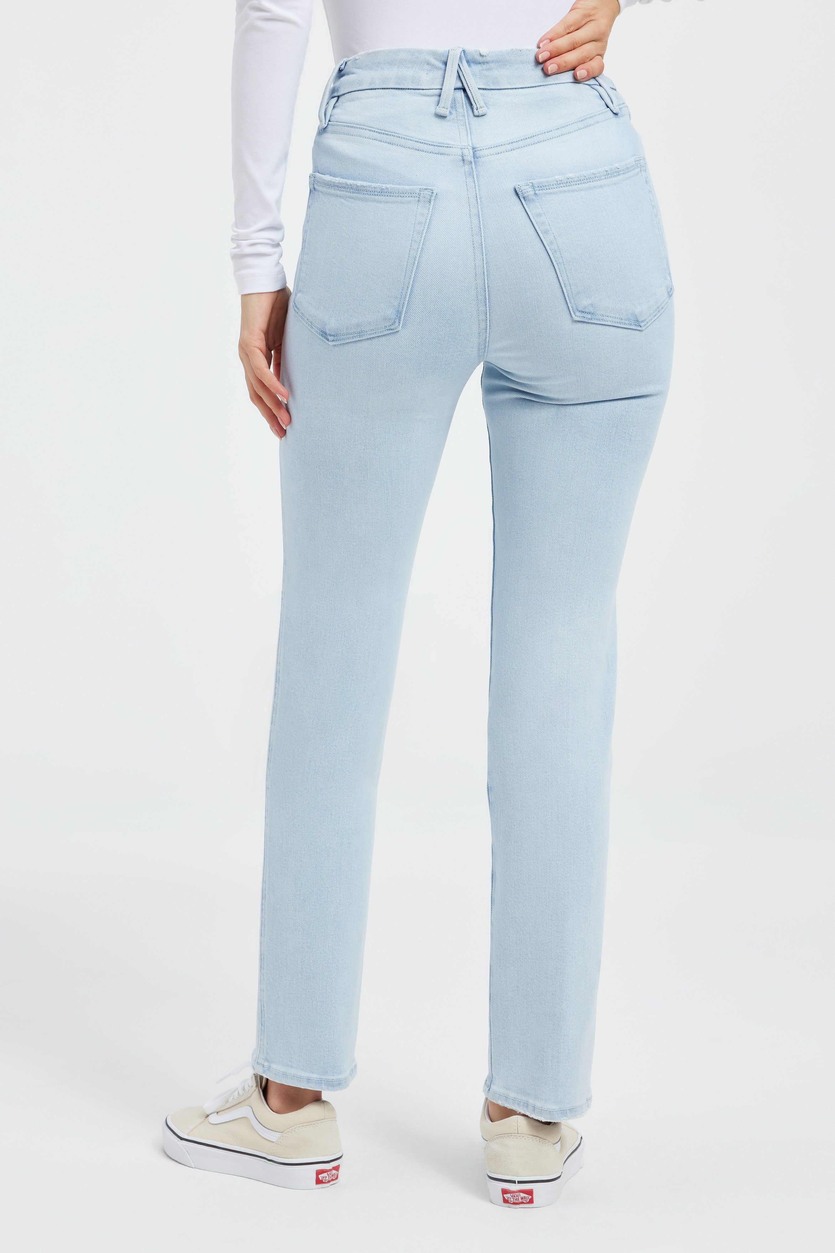 GOOD CURVE STRAIGHT JEANS | INDIGO391 sold by Good American product image thumbnail 4