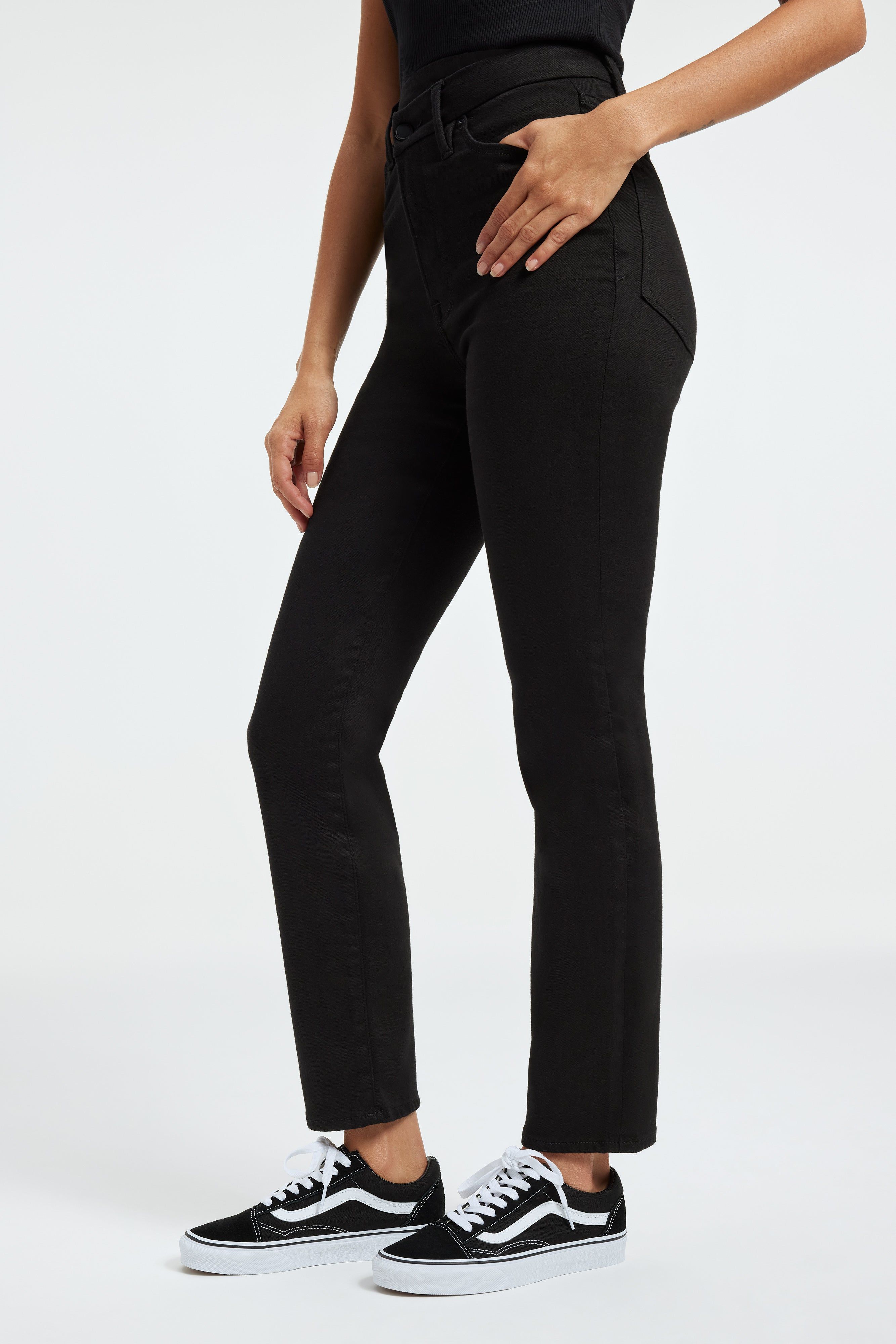 GOOD CLASSIC SLIM STRAIGHT NEVER FADE JEANS | BLACK001 sold by Good American product image thumbnail 3