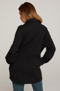 FLEECE SHACKET | BLACK001 sold by Good American