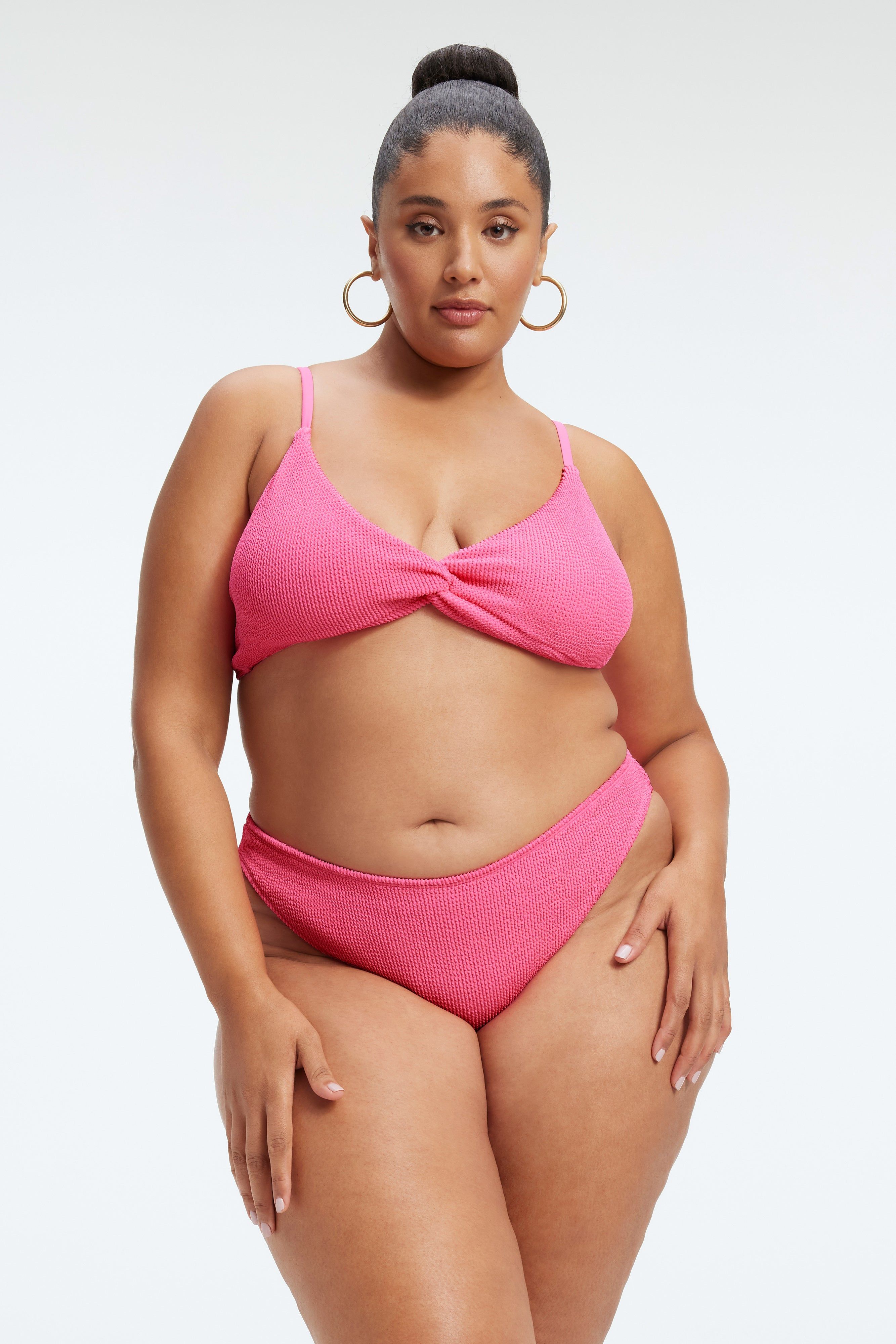 ALWAYS FITS TWIST BIKINI TOP | BRIGHTPINK001 sold by Good American product image thumbnail 9