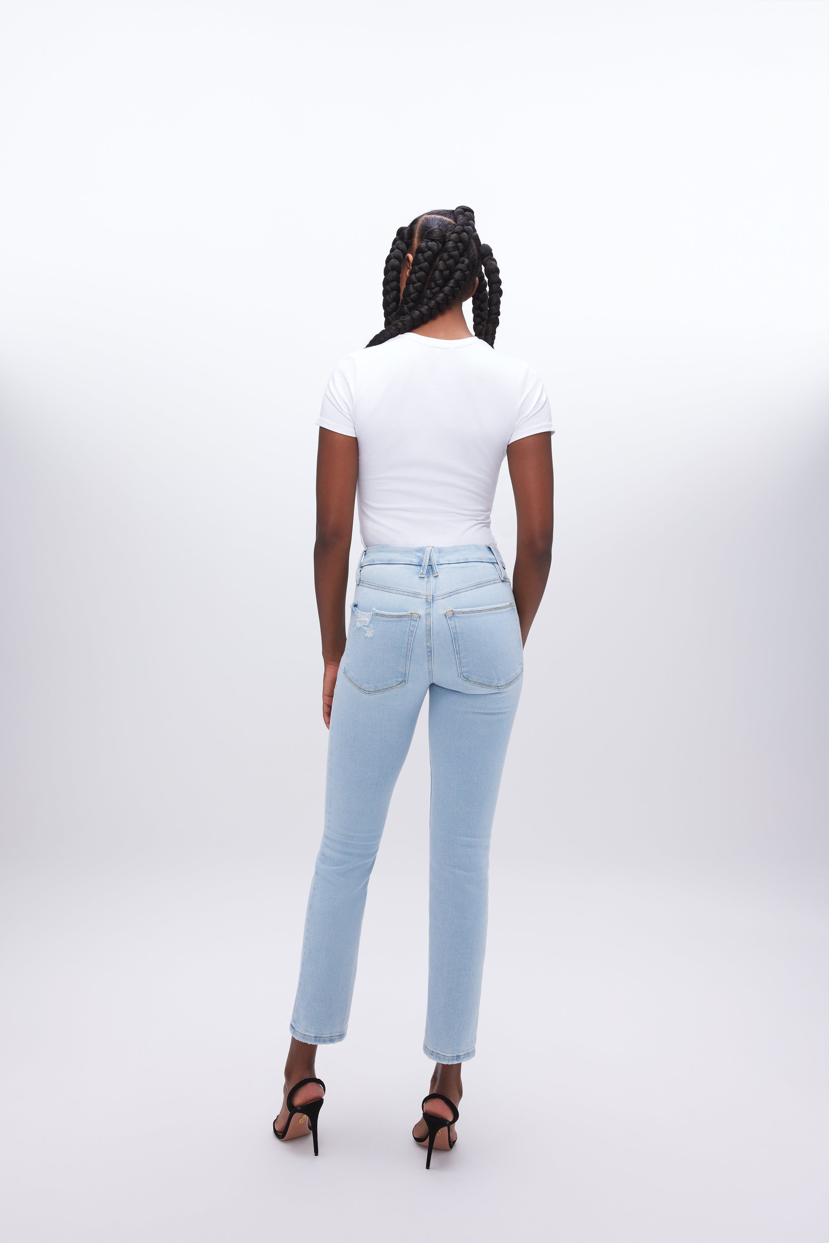 GOOD CLASSIC JEANS | INDIGO410 sold by Good American product image thumbnail 4