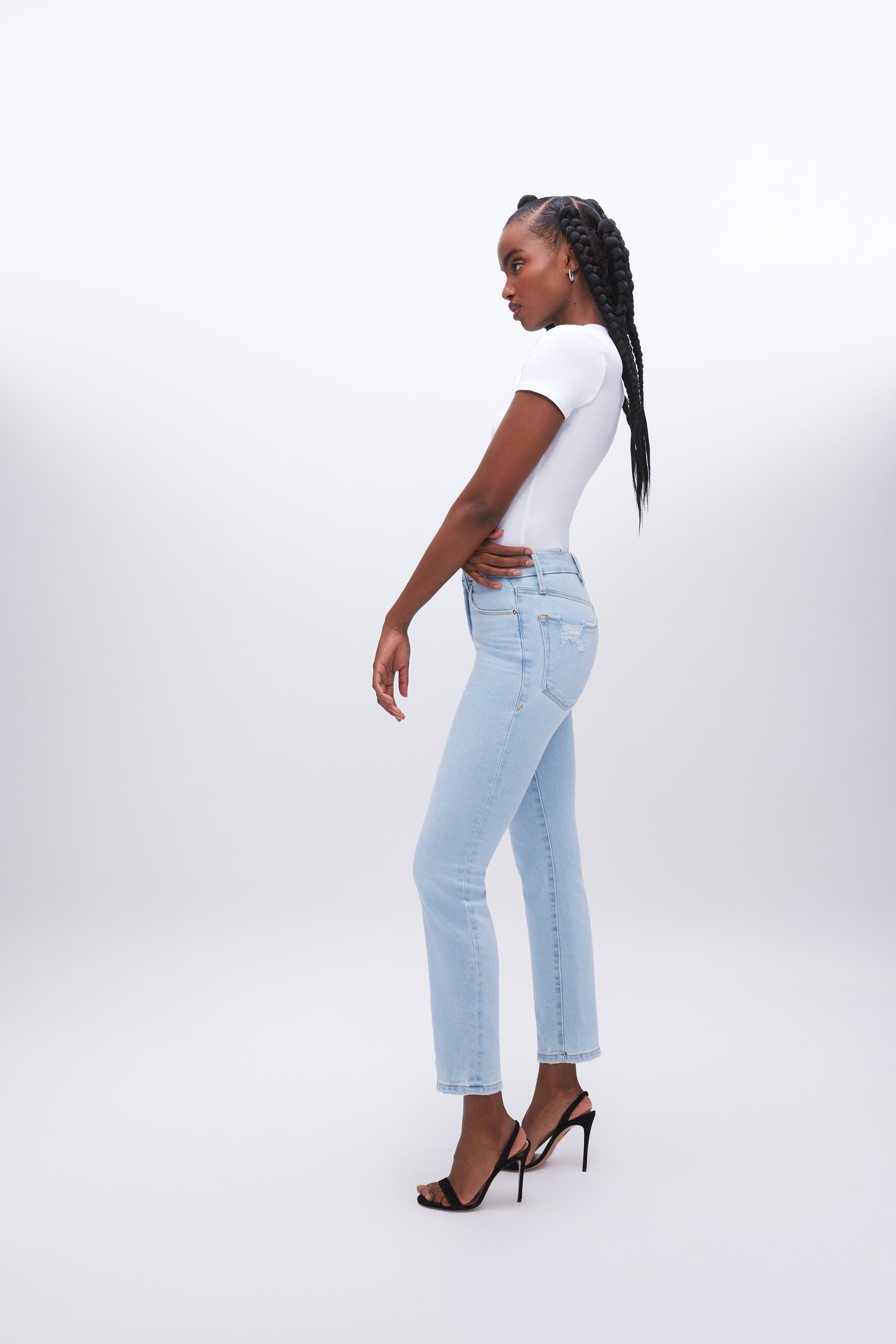 GOOD CLASSIC JEANS | INDIGO410 sold by Good American product image thumbnail 3