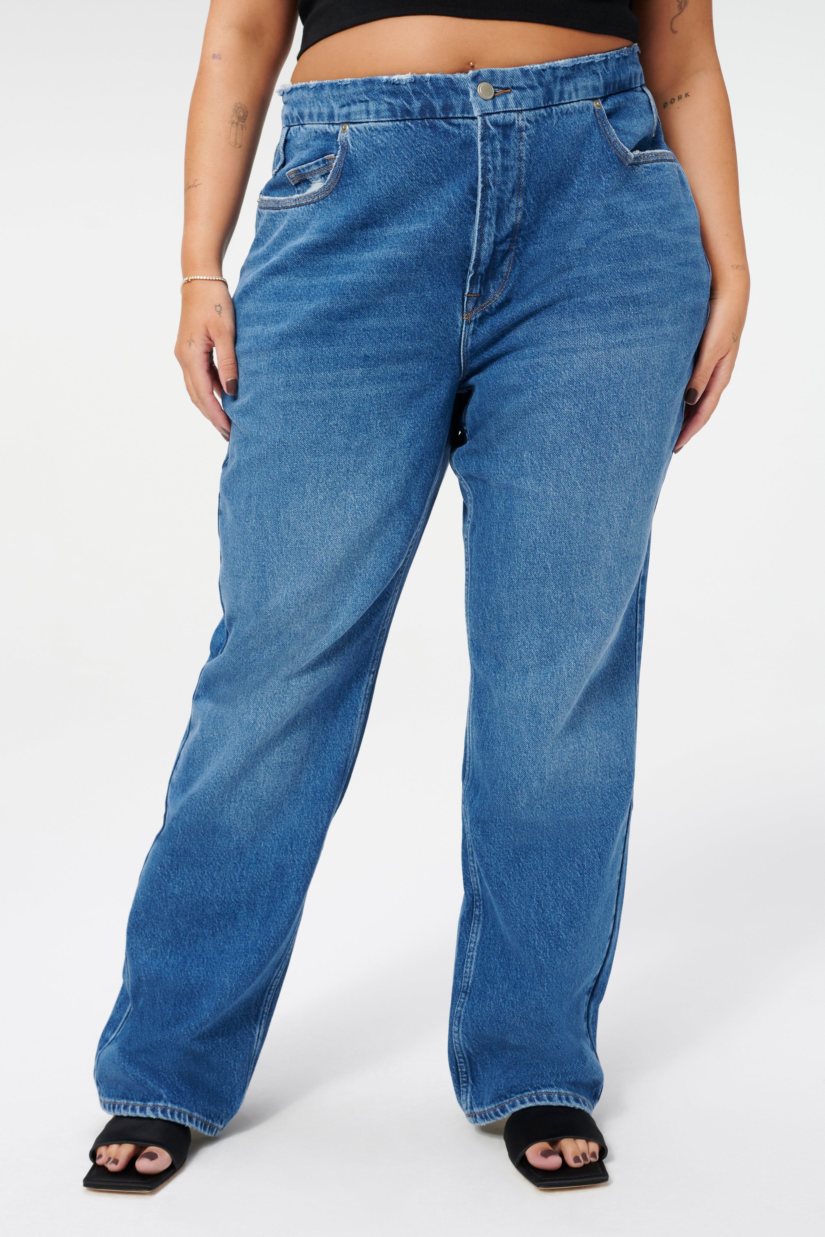 GOOD '90s JEANS | BLUE541 sold by Good American product image thumbnail 7