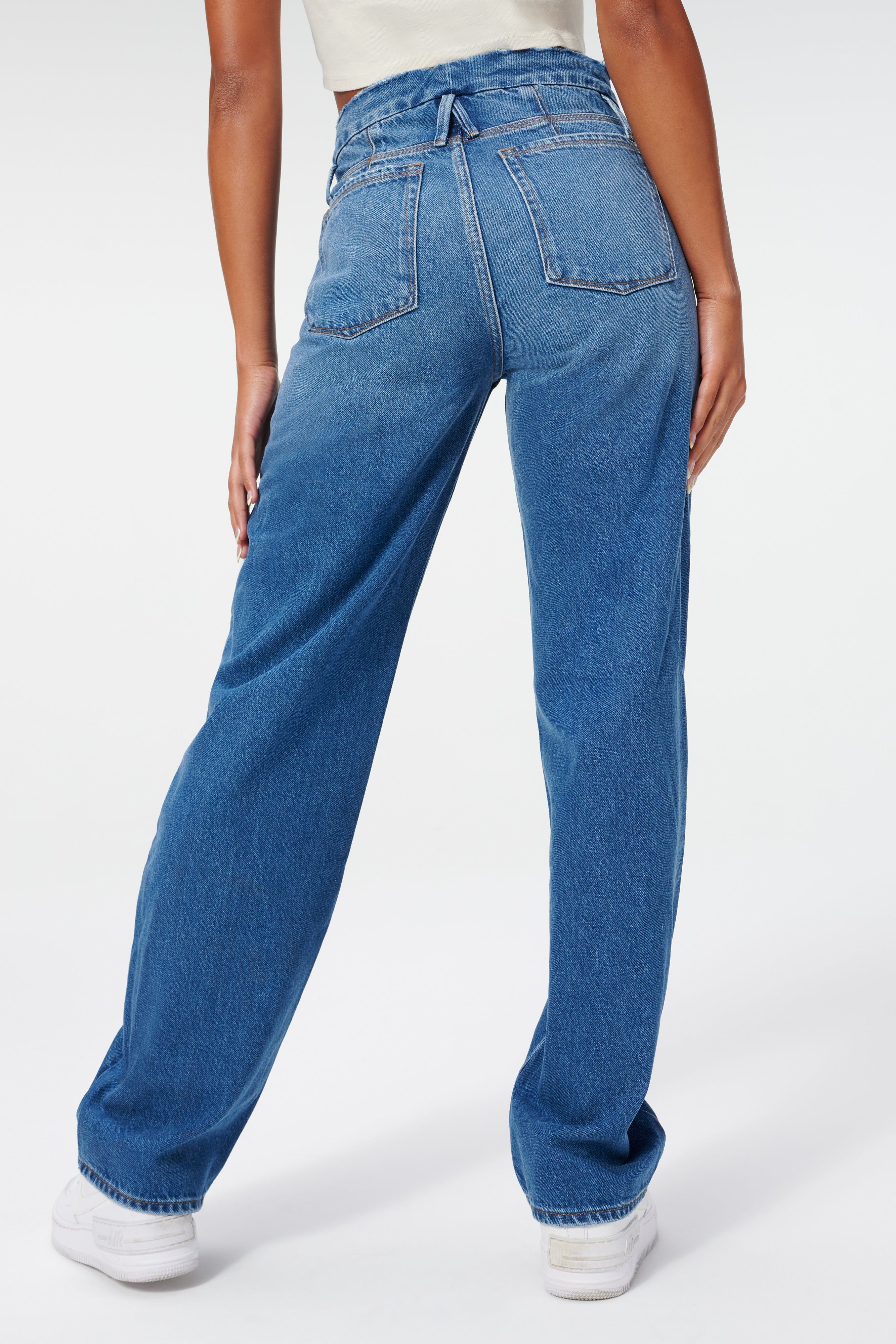 GOOD '90s JEANS | BLUE541 sold by Good American product image thumbnail 3
