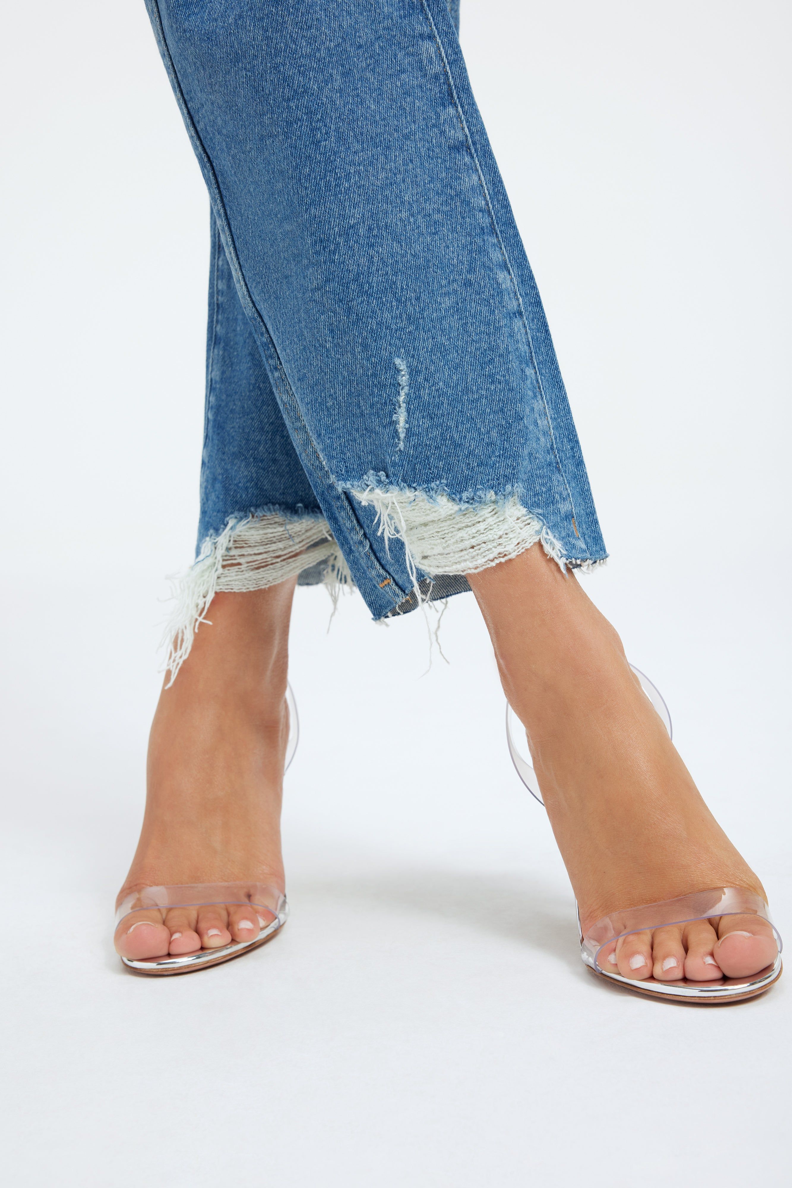 GOOD CURVE STRAIGHT JEANS | BLUE313 sold by Good American product image thumbnail 6