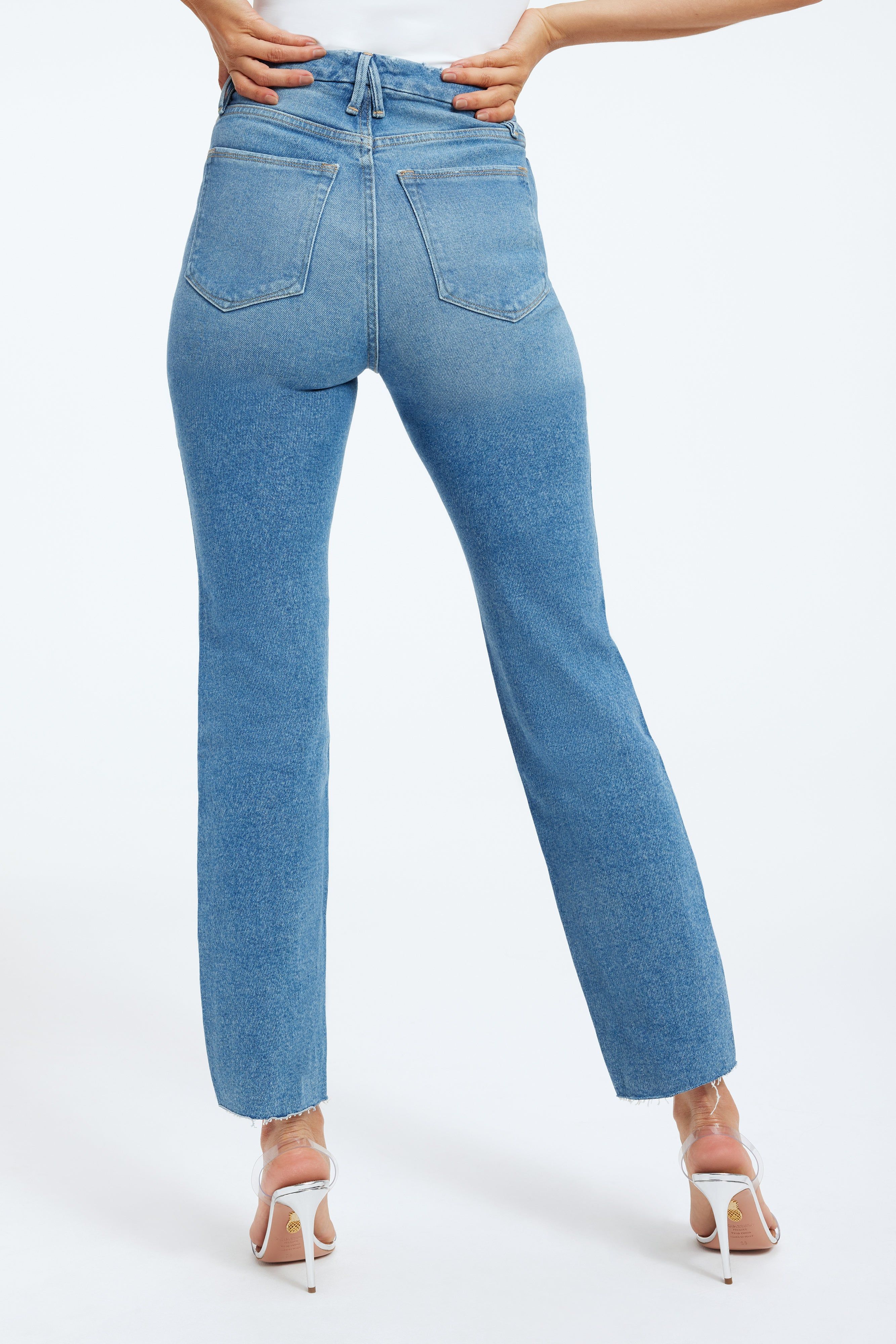GOOD CURVE STRAIGHT JEANS | BLUE313 sold by Good American product image thumbnail 4