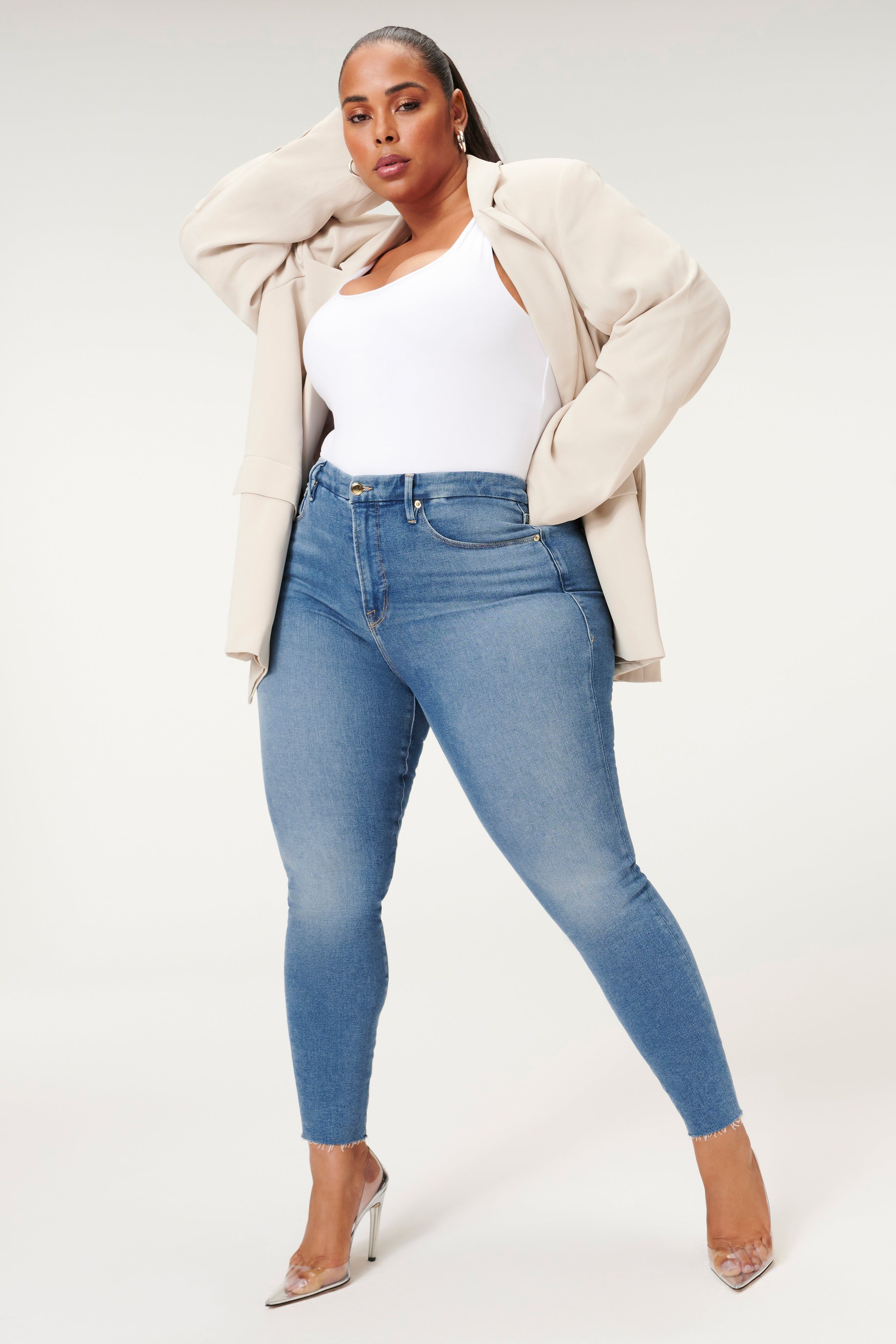 GOOD LEGS SKINNY JEANS | BLUE655 sold by Good American product image thumbnail 7