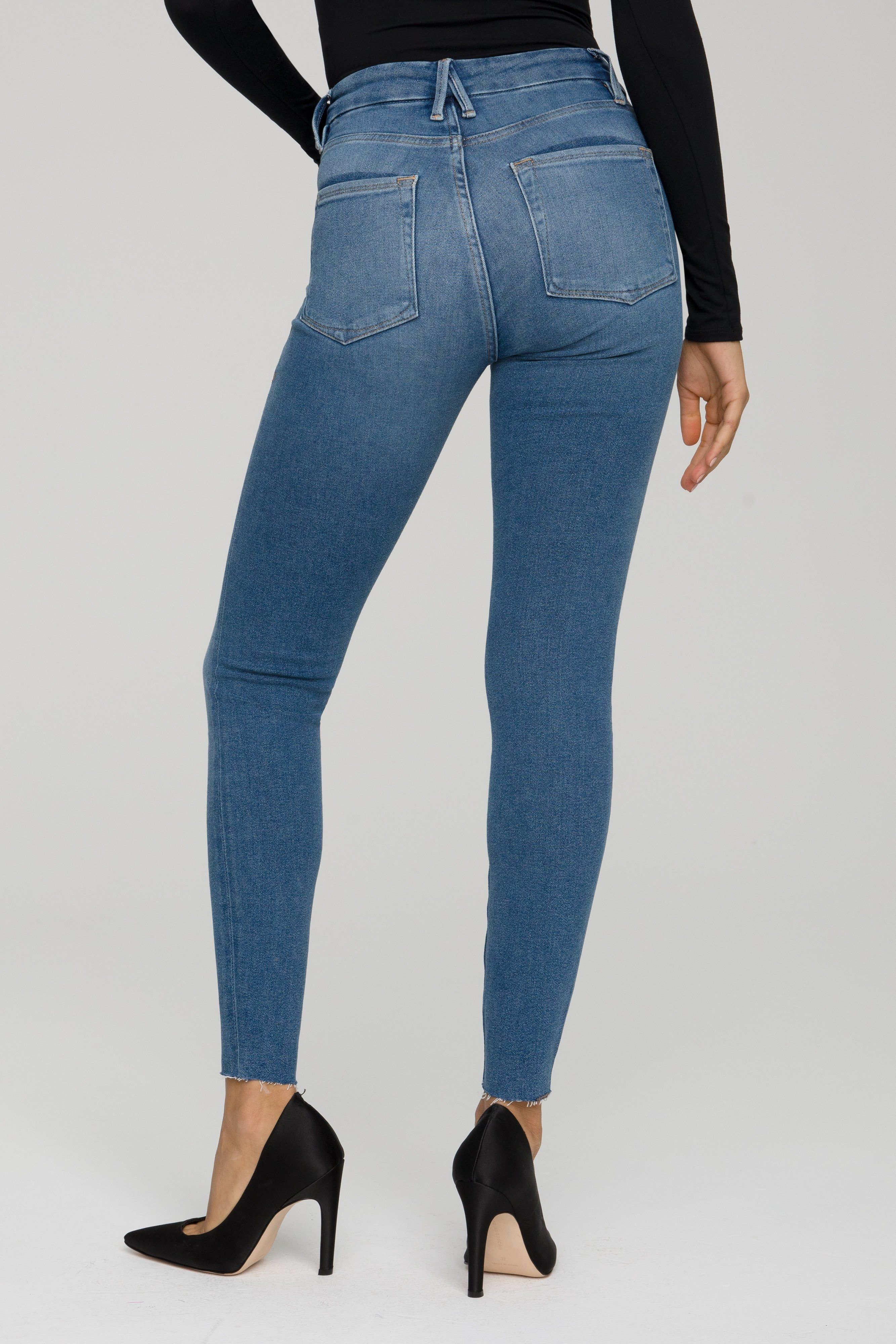 GOOD LEGS SKINNY JEANS | BLUE655 sold by Good American product image thumbnail 4